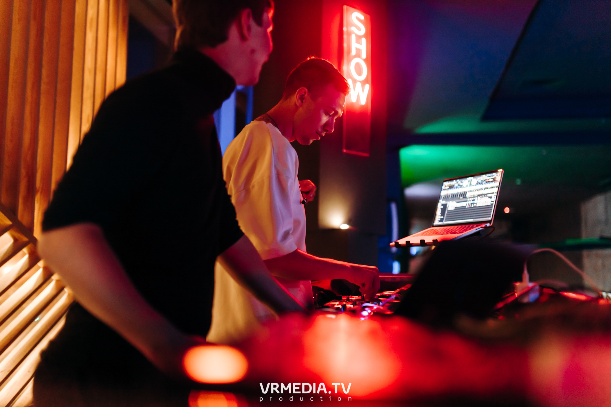 Выходные в баре «DOSKI»