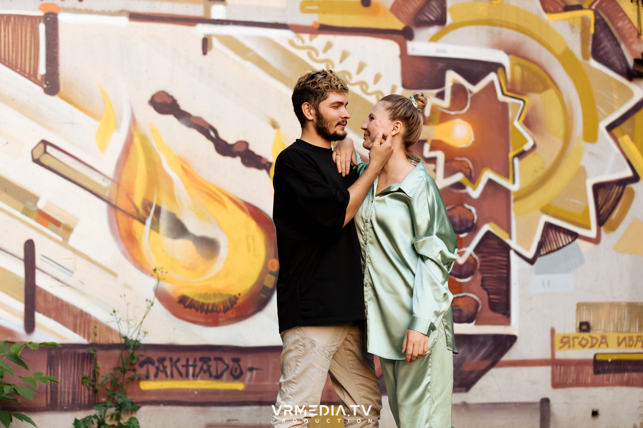 «Среда — маленькая пятница» в караоке-бар «OPERA»