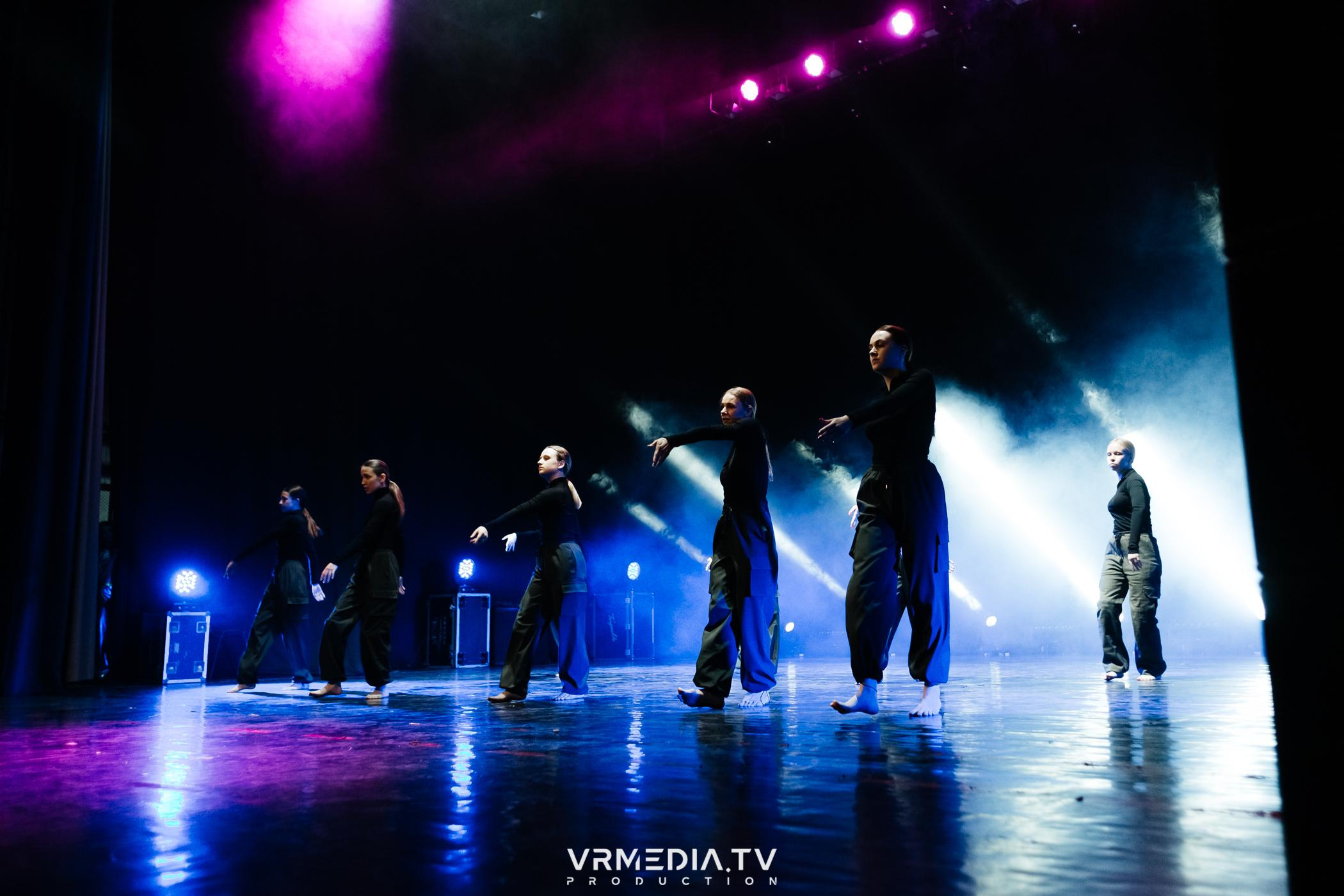 Пока все в доме