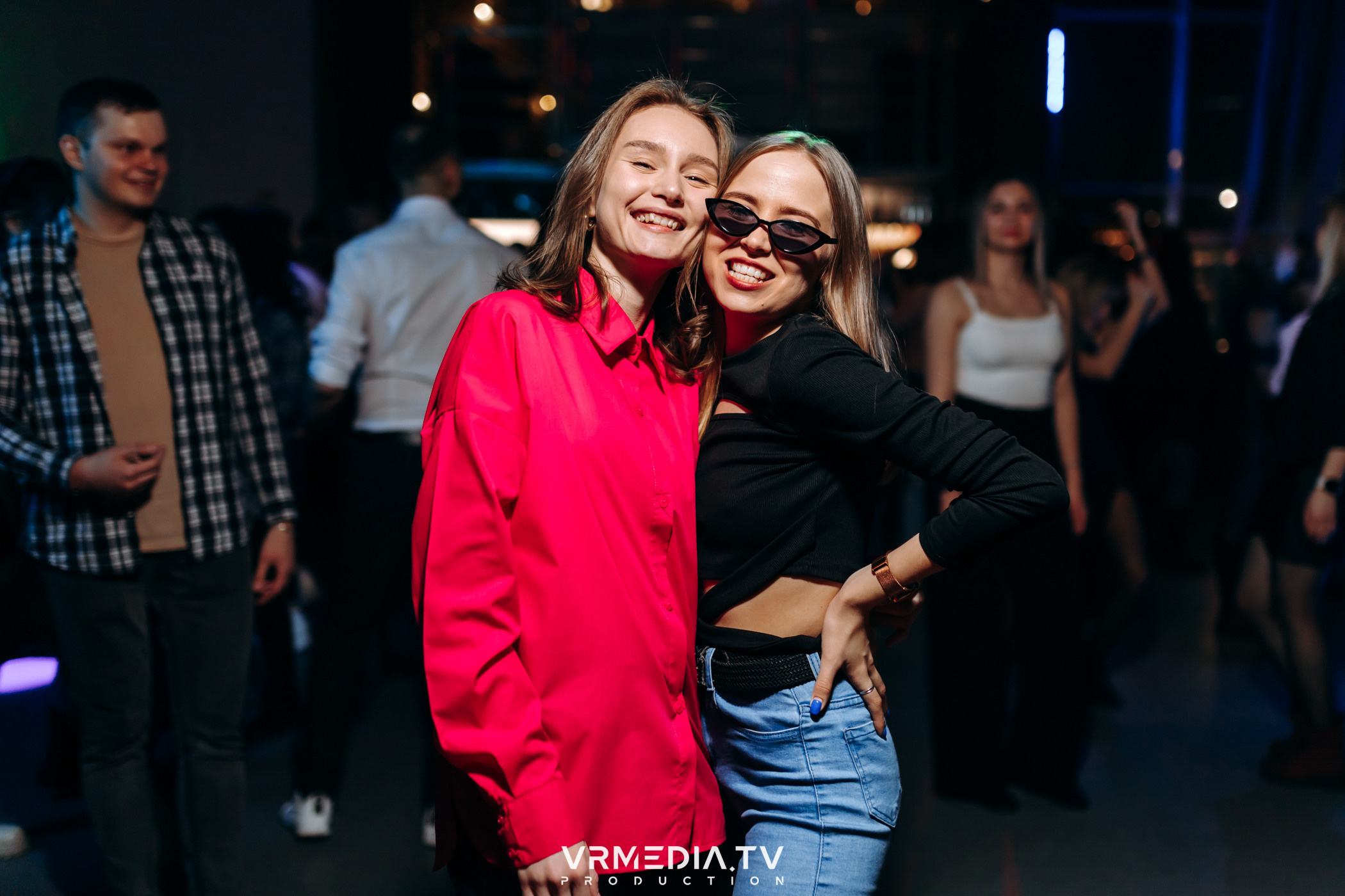 Выходные в баре «DOSKI»