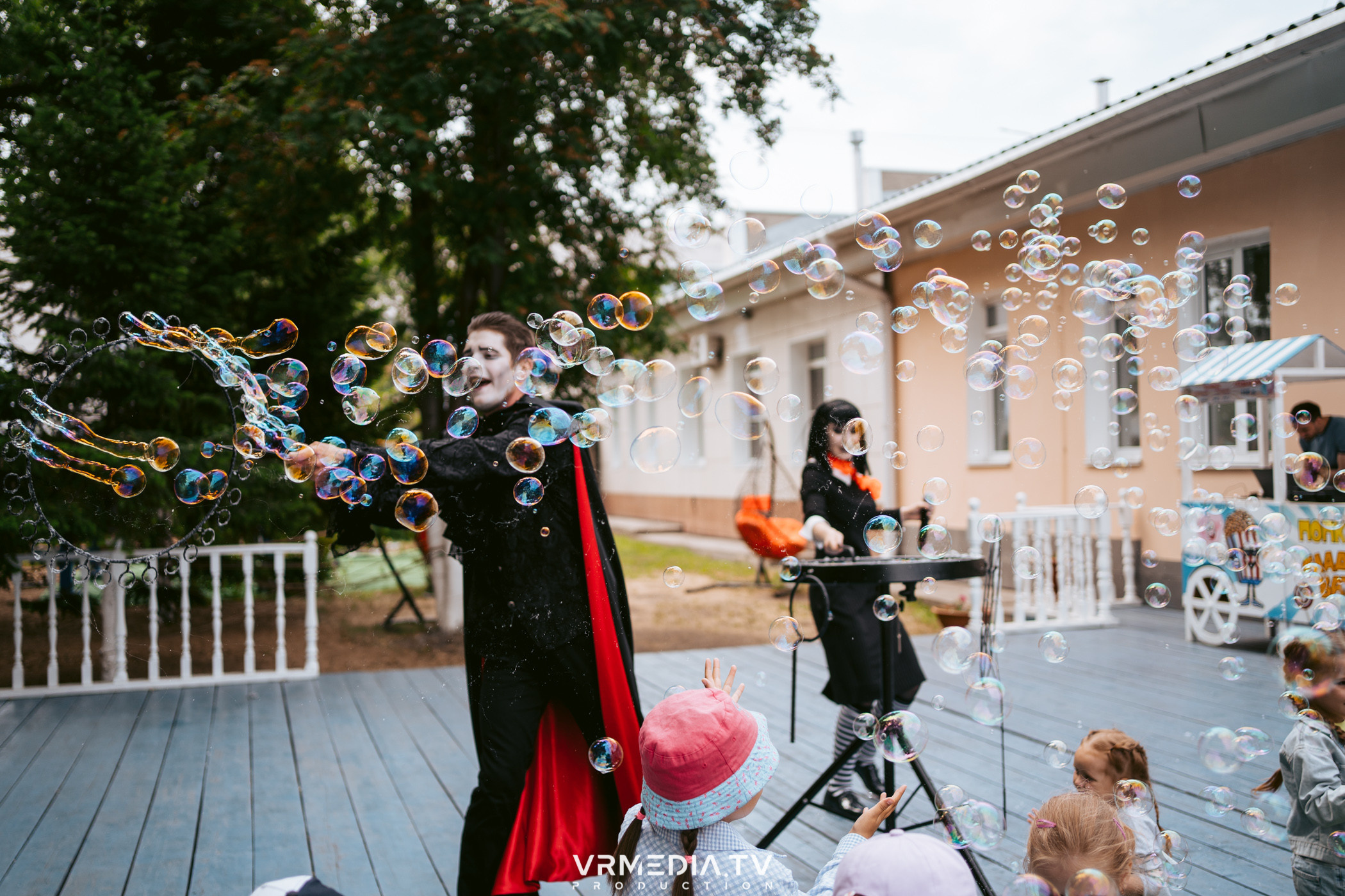 Спектакль «Монстры на каникулах» от студии чудес «Алиса»