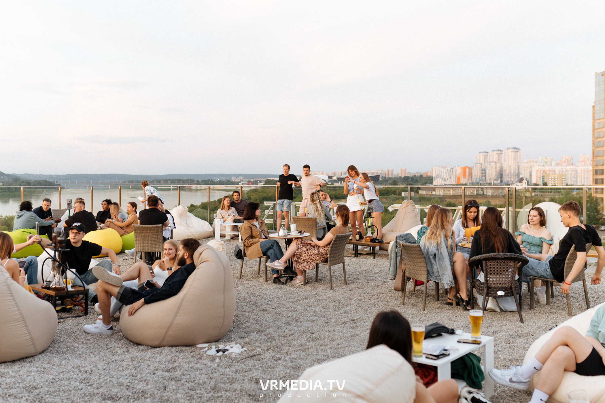 «Среда — маленькая пятница» в Magic Coffee