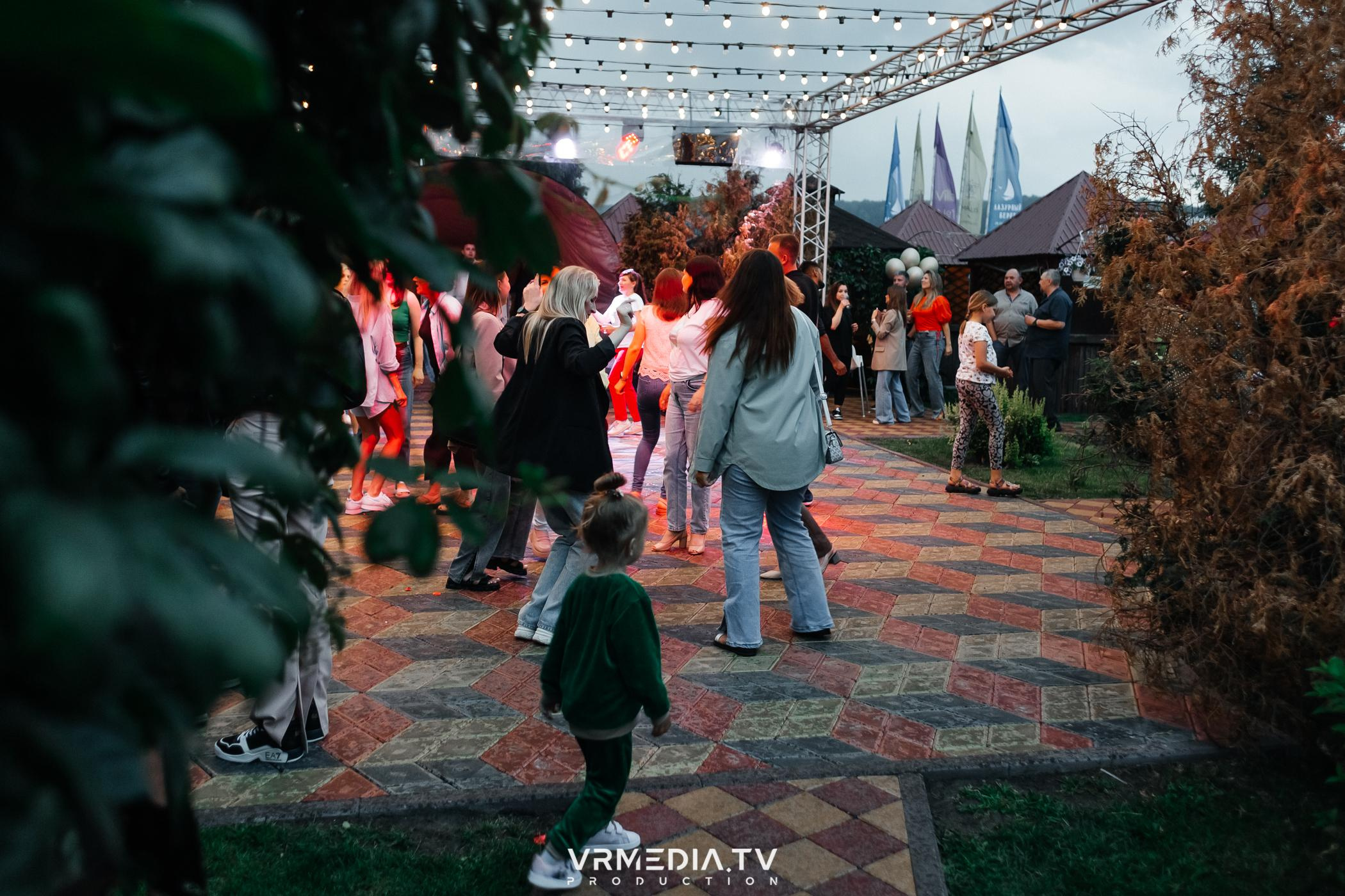Выходные в ресторане «Лазурный берег»