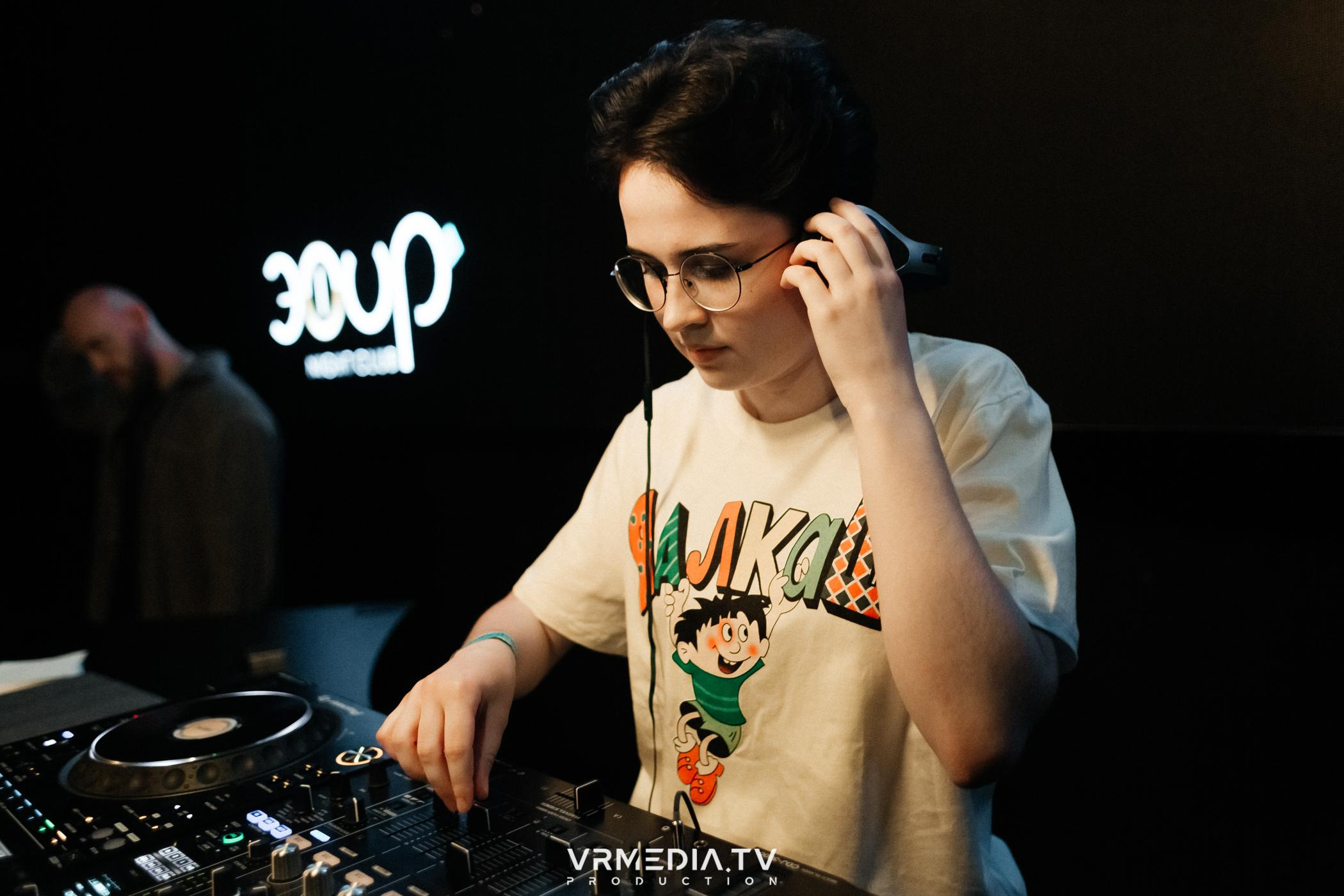 Выпускной школы диджеинга «Атмосфера»