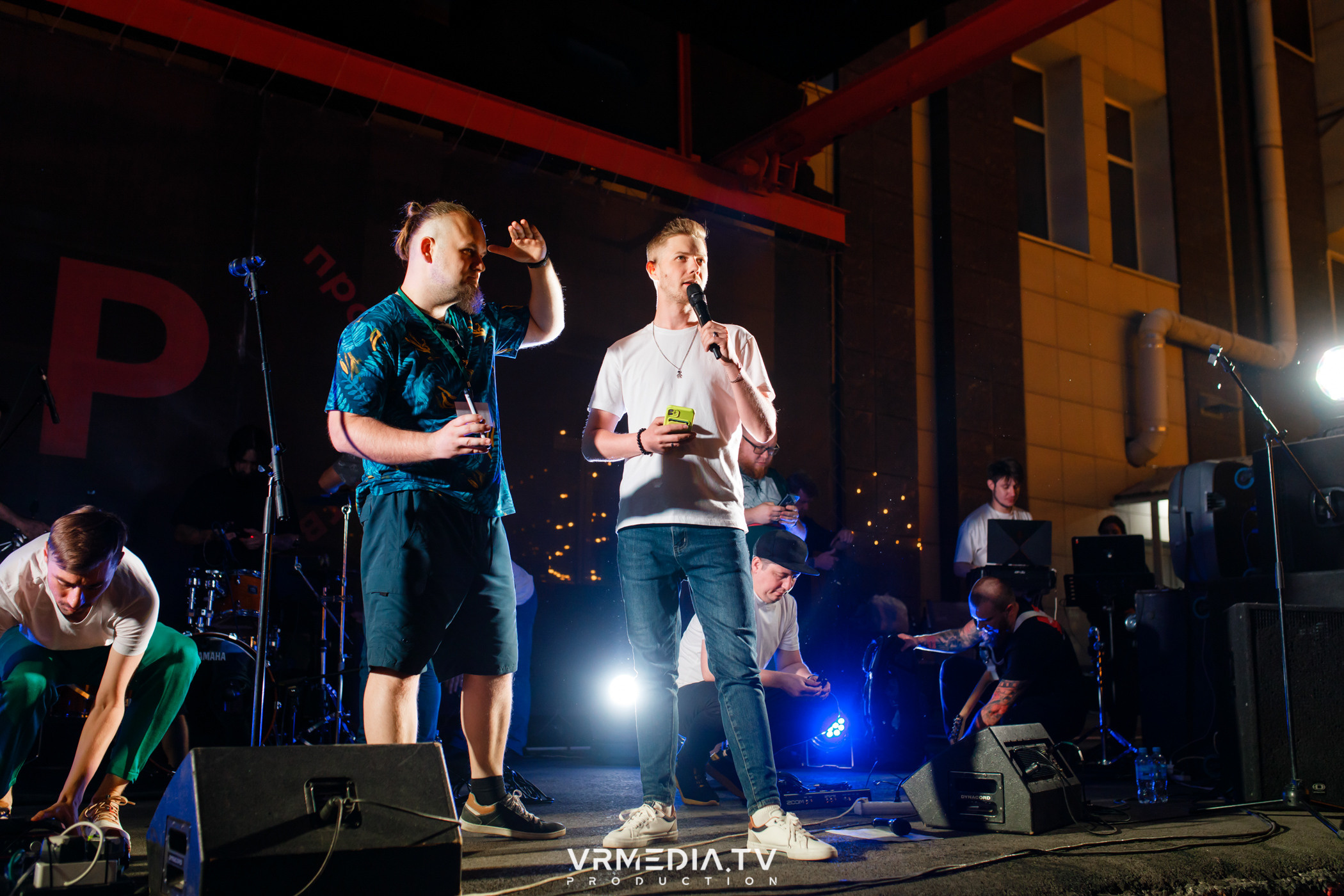 XVIII открытый городской рок-фестиваль «Над землёй» в культурном прост