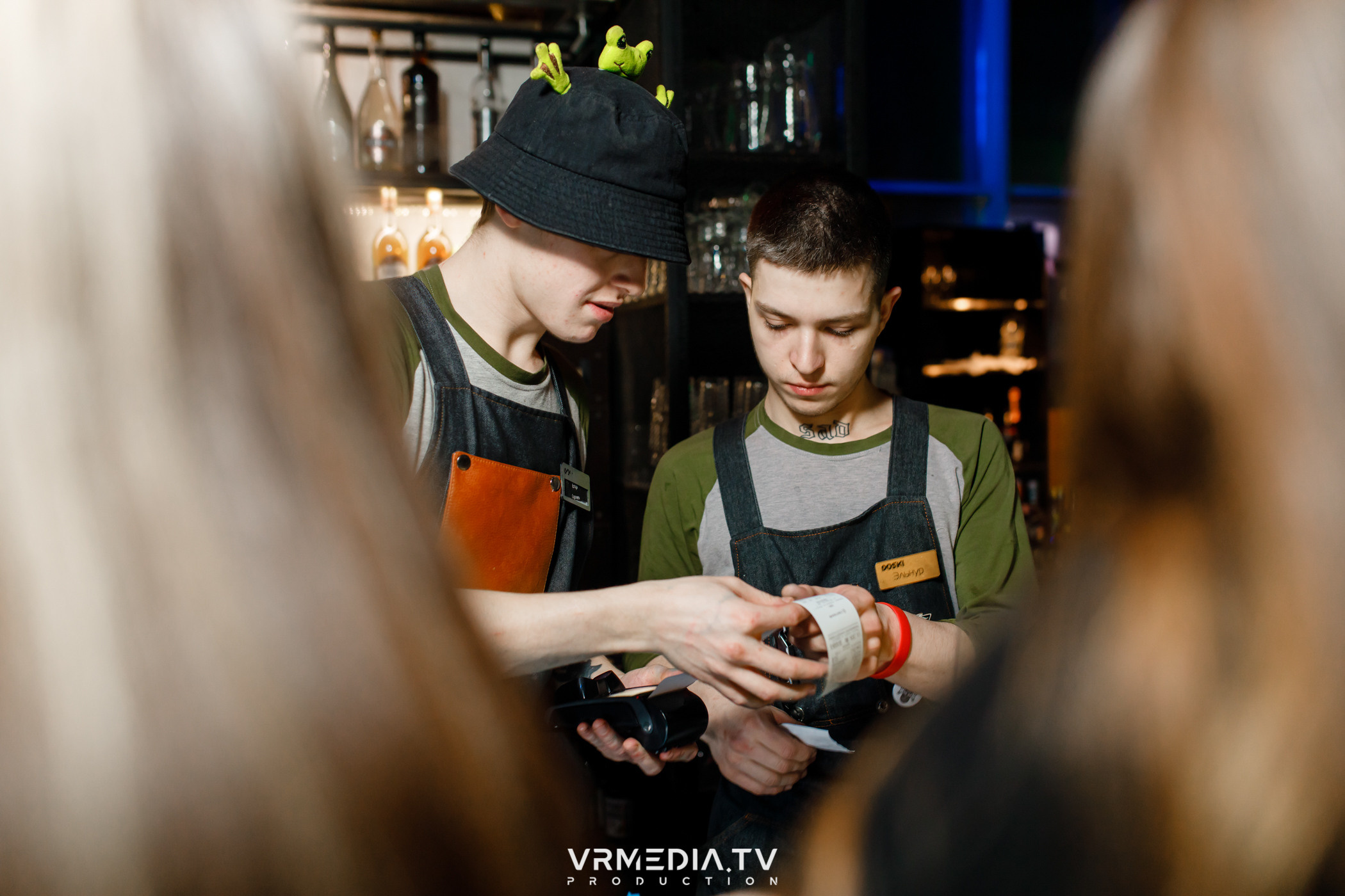 Выходные в баре «DOSKI»