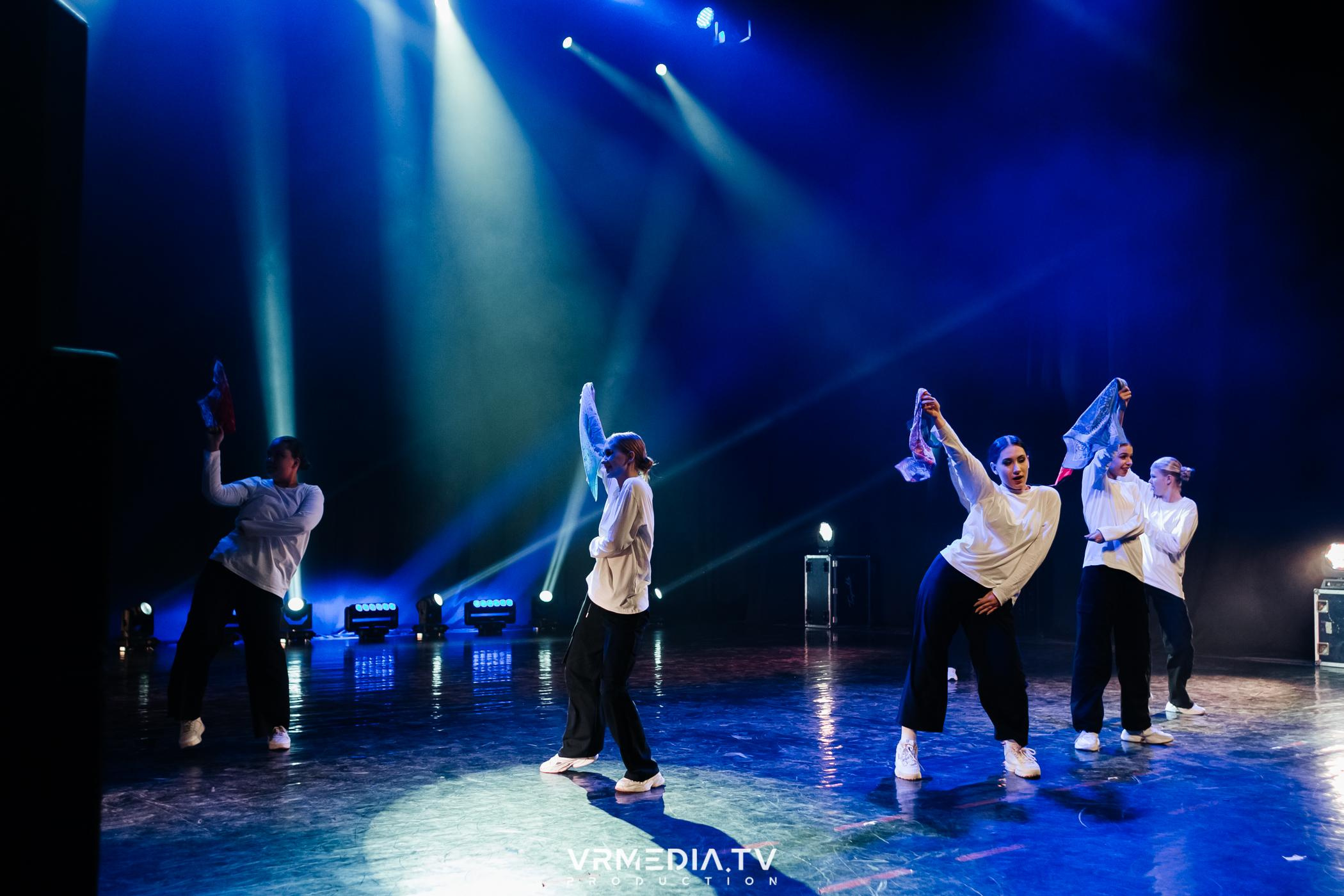 Пока все в доме