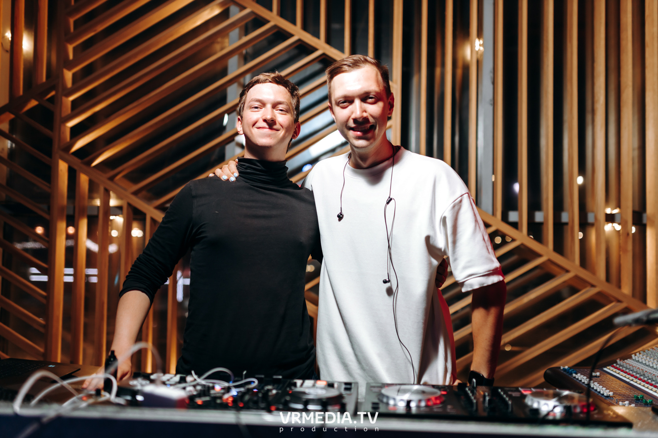 Выходные в баре «DOSKI»