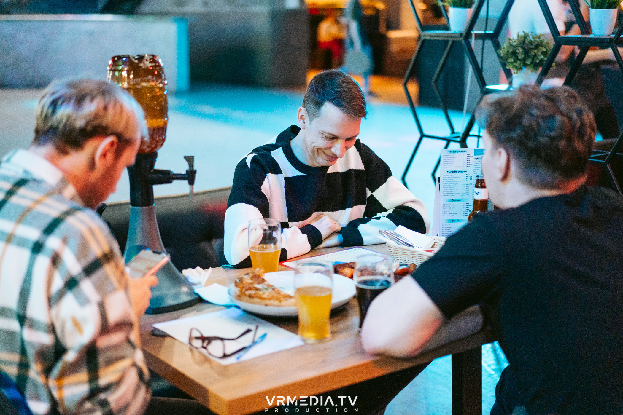 WoW QuiZ в баре «DOSKI»