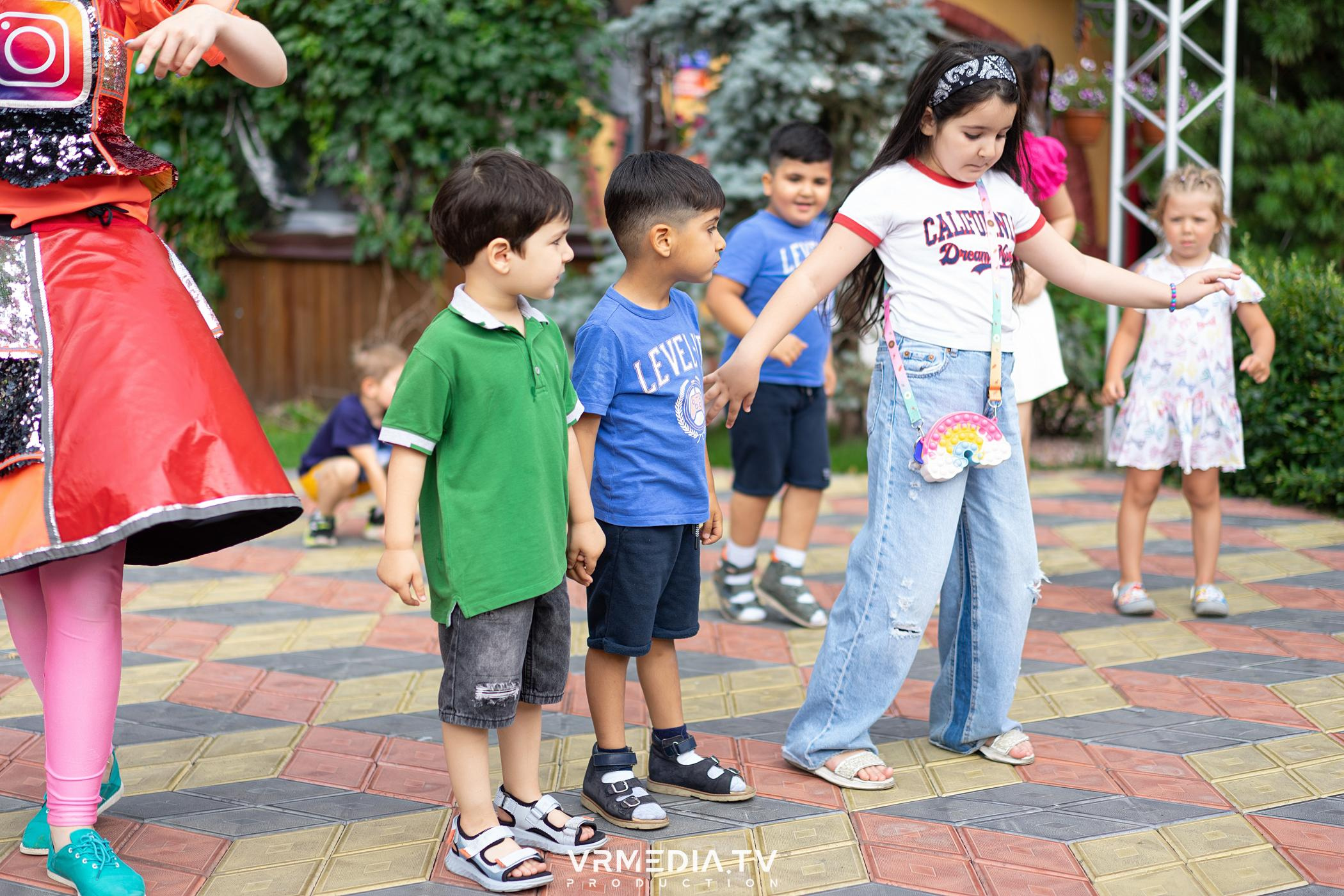 Детская вечеринка в ресторане «Лазурный Берег»