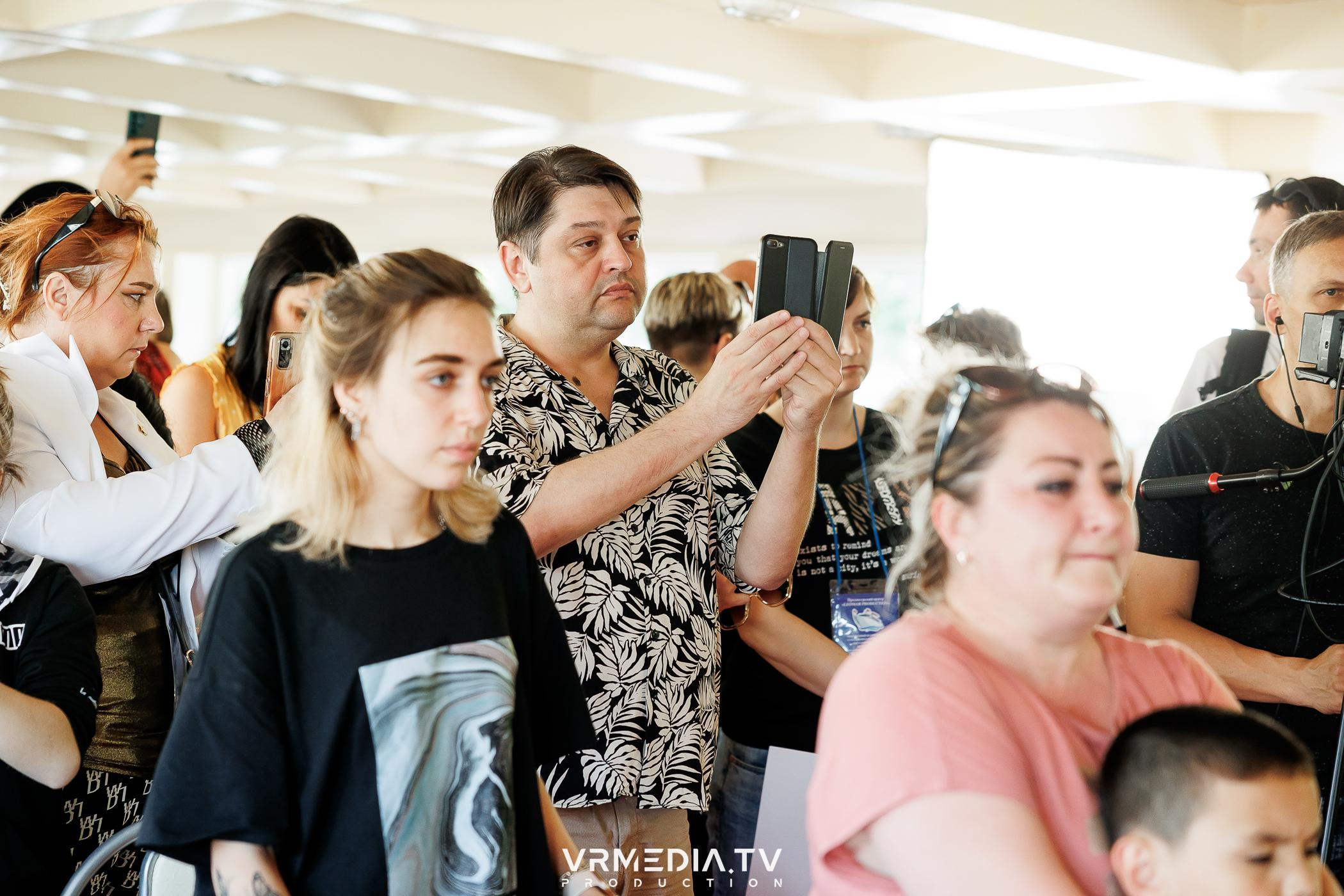 LEOMAR PRODUCTION: 8 БЛАГОТВОРИТЕЛЬНЫЙ КОНЦЕРТ «БАТЛ ГОЛОСОВ-ПЛЫВЕТ П