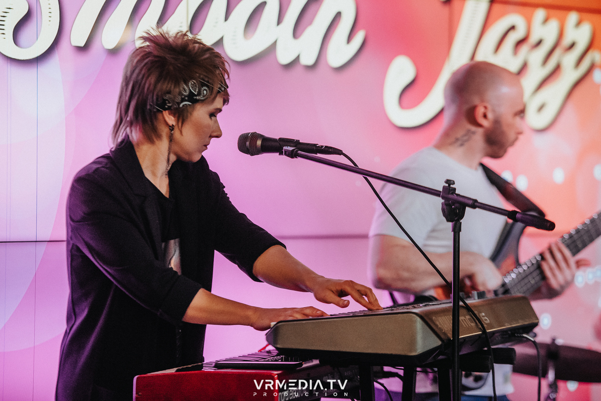 Джазовая среда: Smooth Jazz