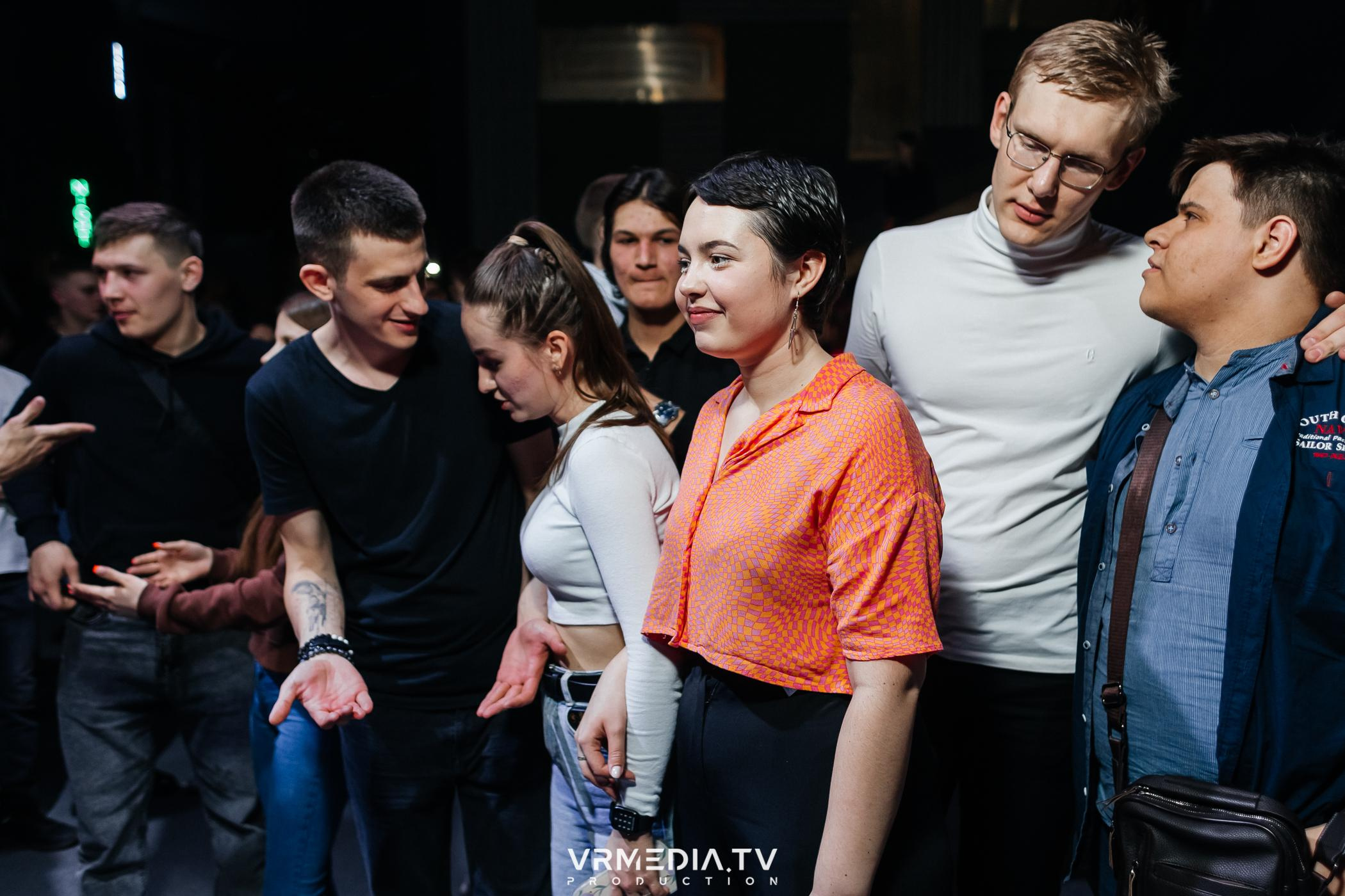 Выходные в баре «DOSKI»