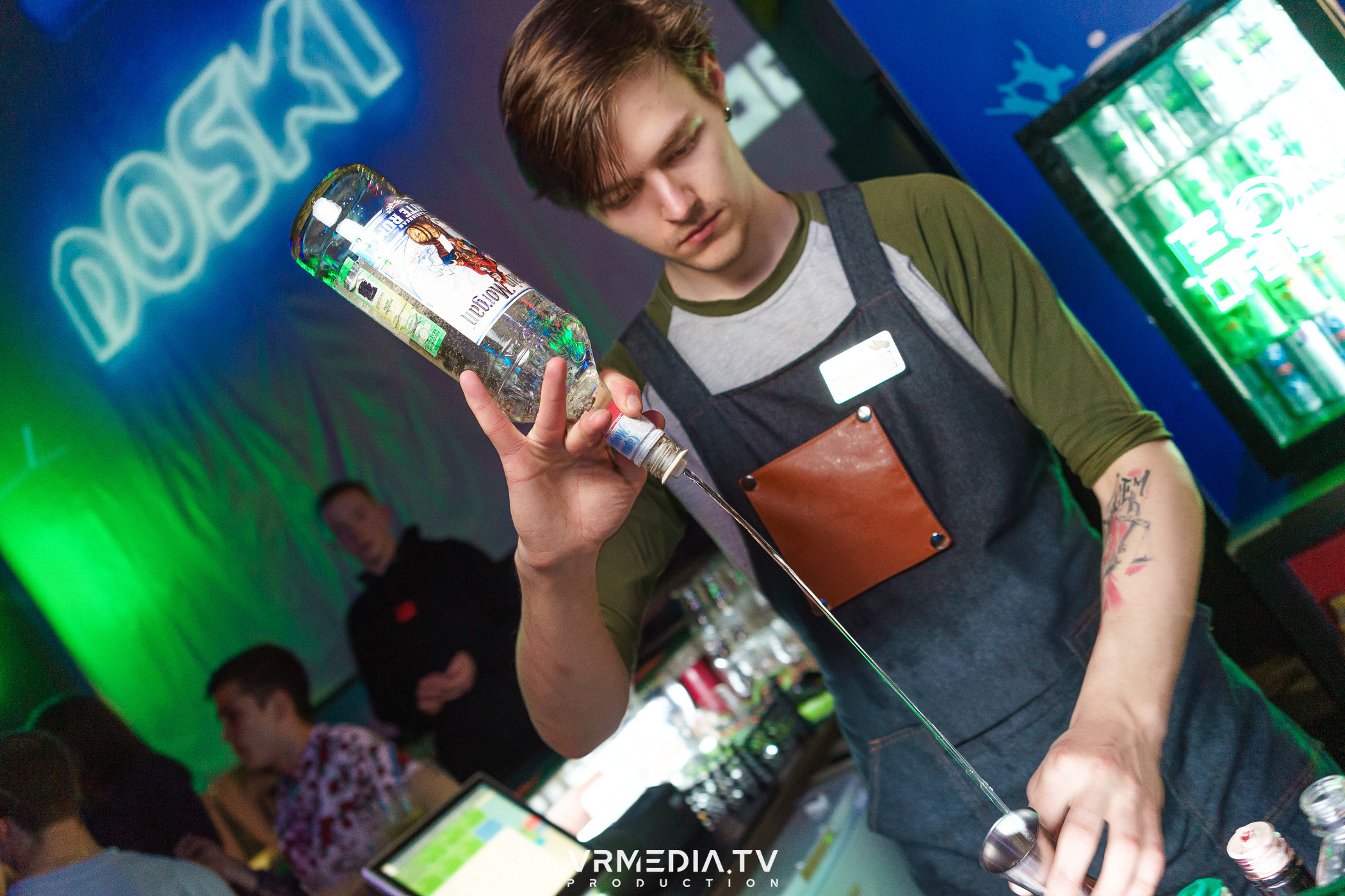 Выходные в баре «DOSKI»