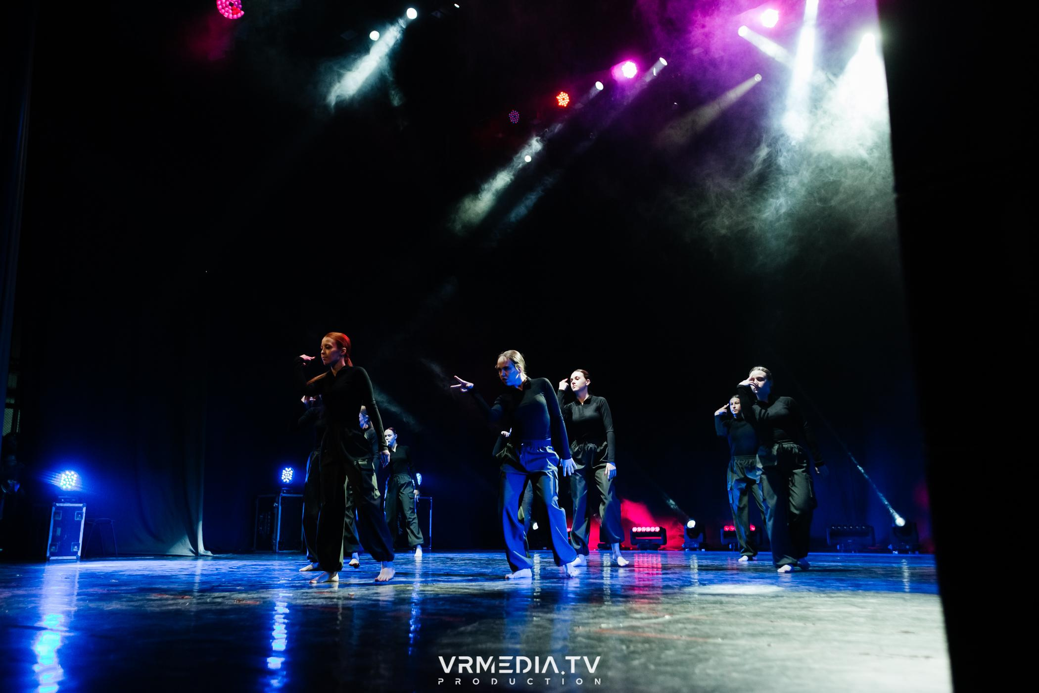 Пока все в доме