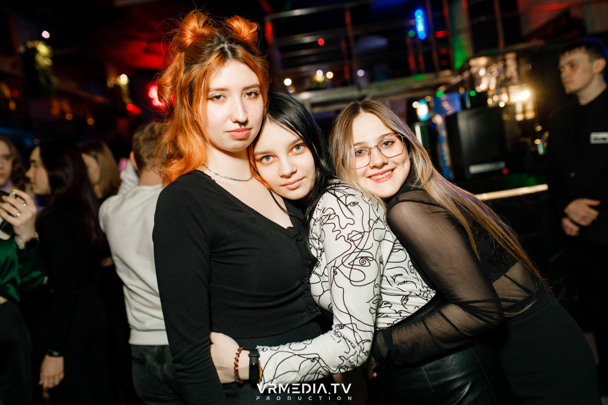 Выходные в баре «DOSKI»