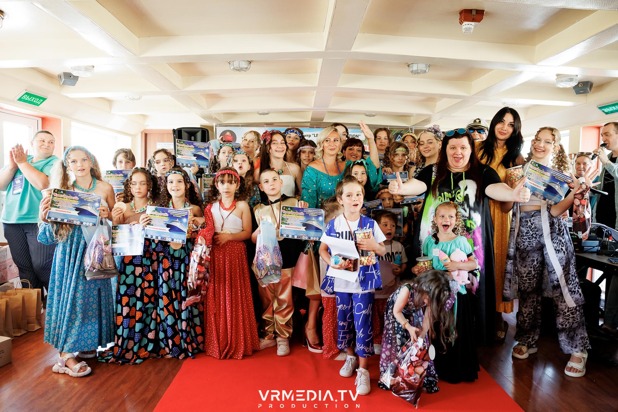 LEOMAR PRODUCTION: 8 БЛАГОТВОРИТЕЛЬНЫЙ КОНЦЕРТ «БАТЛ ГОЛОСОВ-ПЛЫВЕТ П