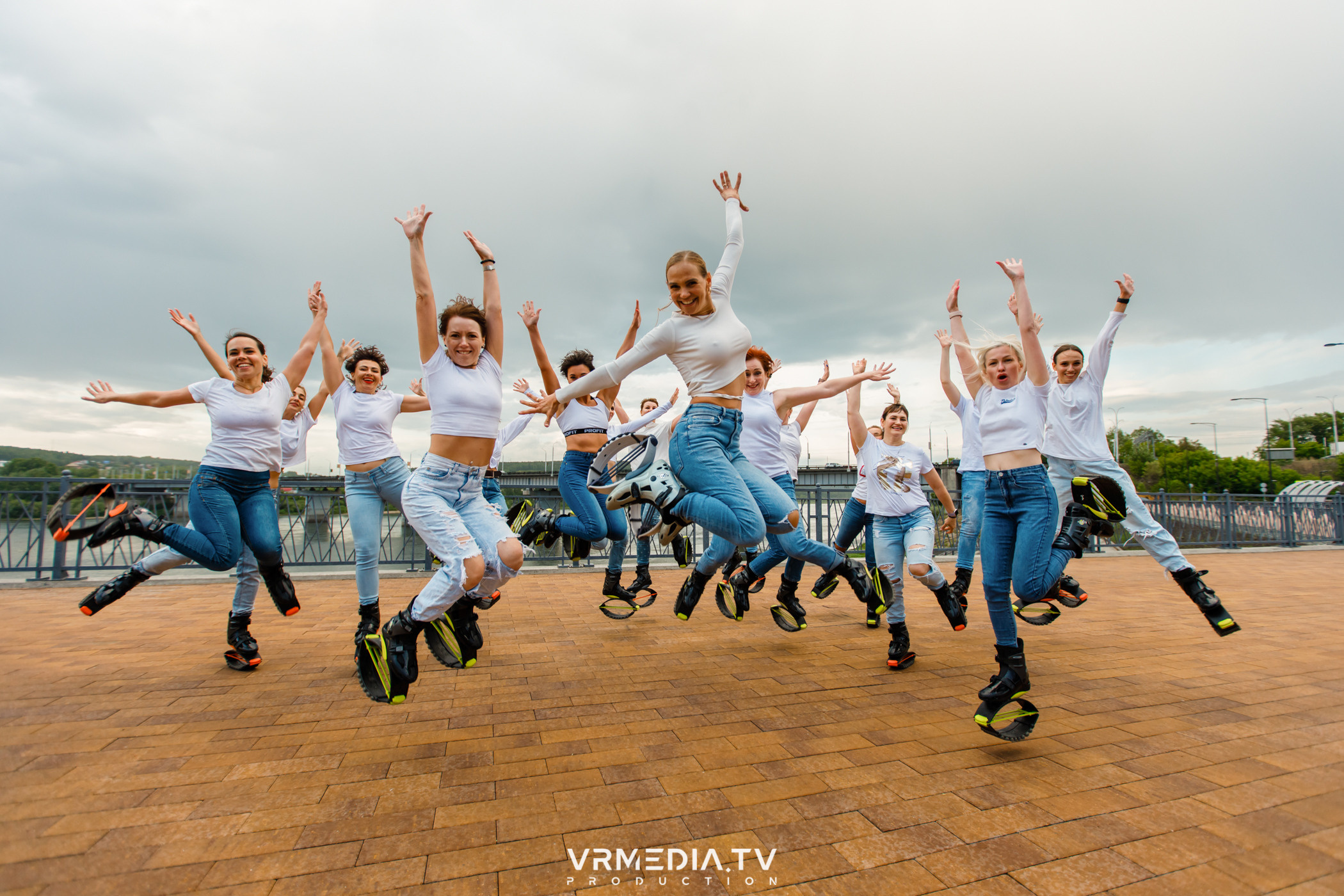 Открытая тренировка «Kangoo jumps»