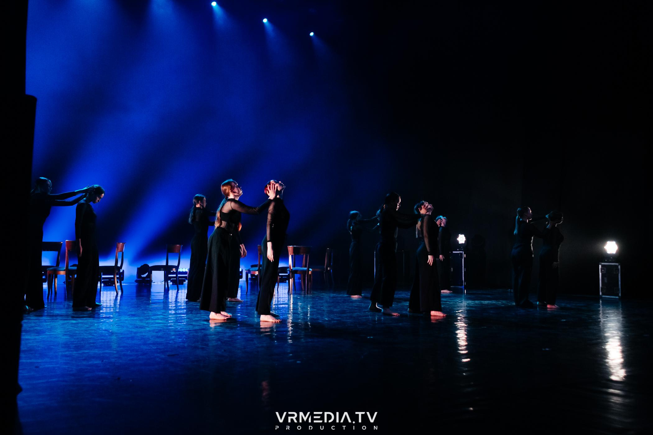 Пока все в доме