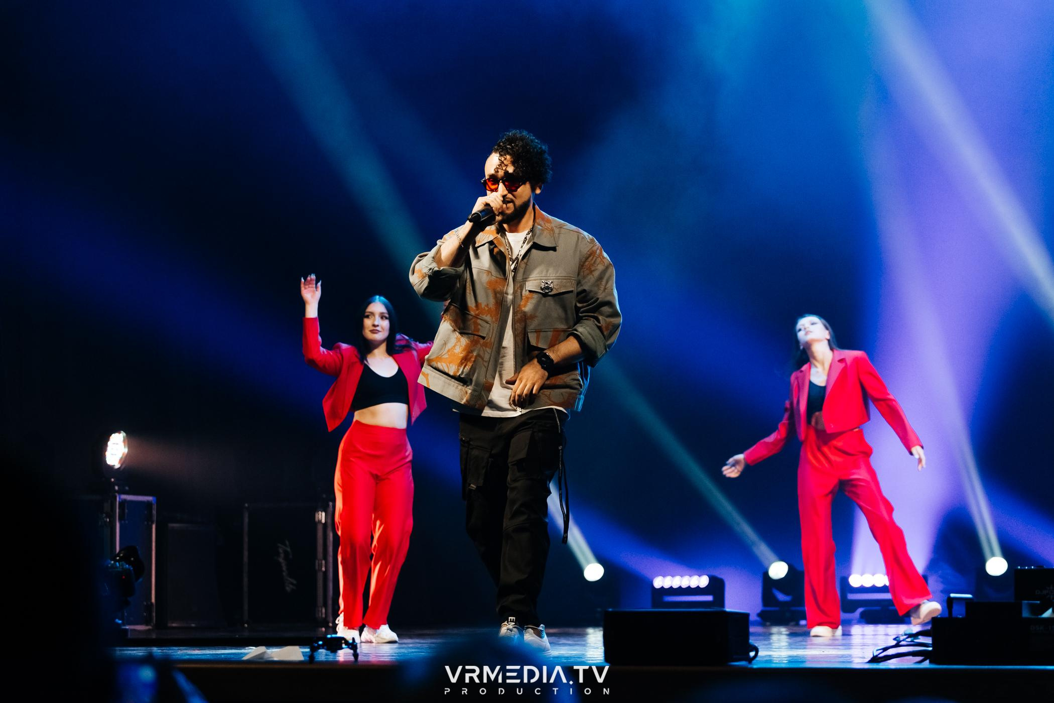 Пока все в доме