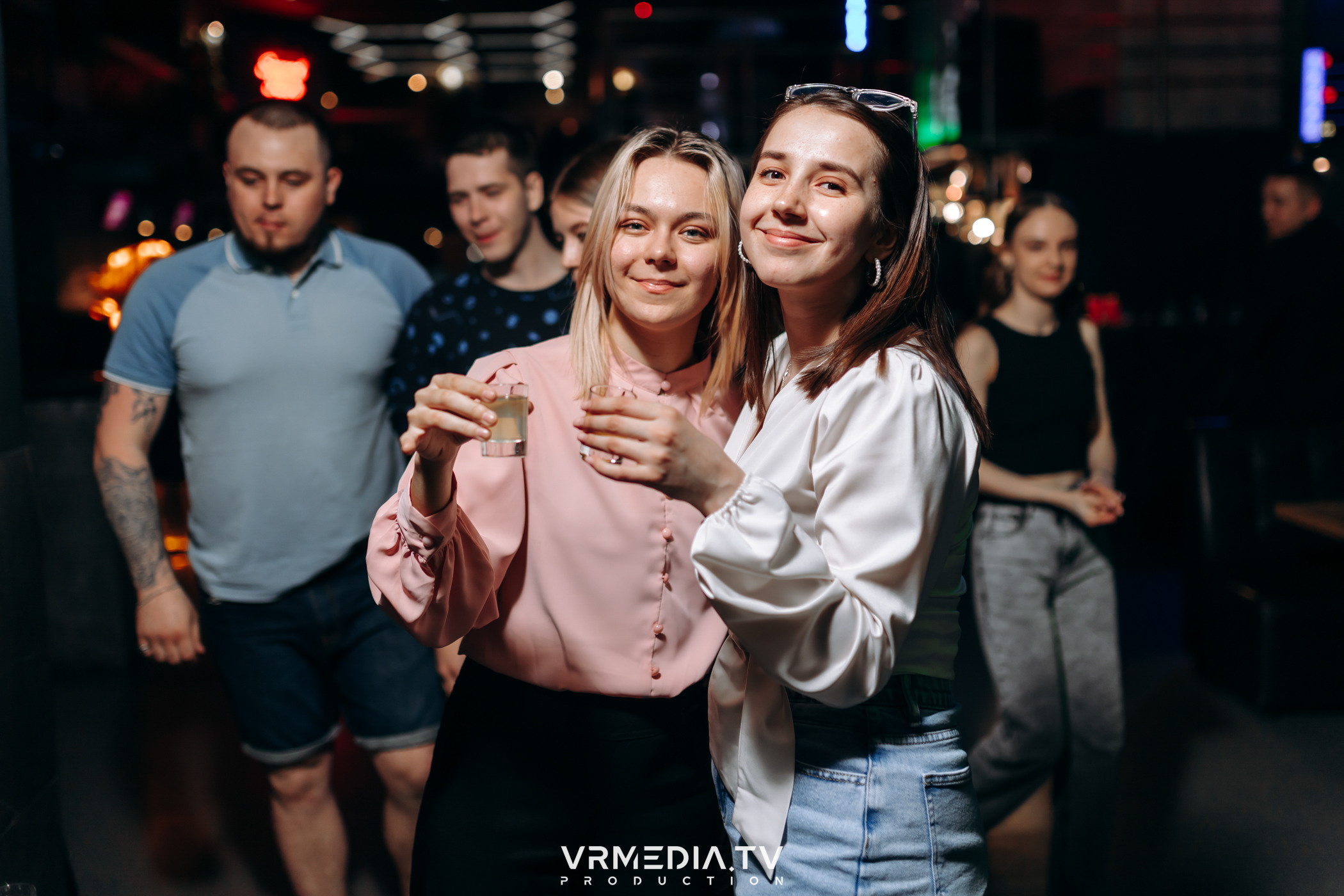 Выходные в баре «DOSKI»