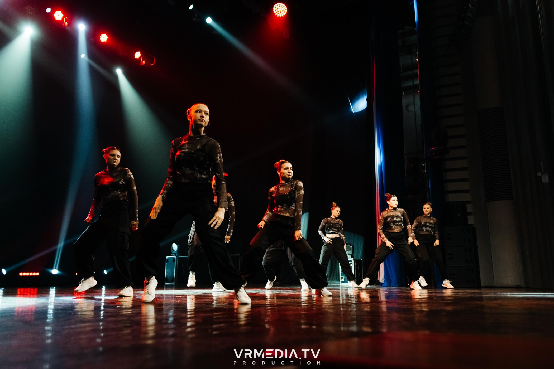 Пока все в доме