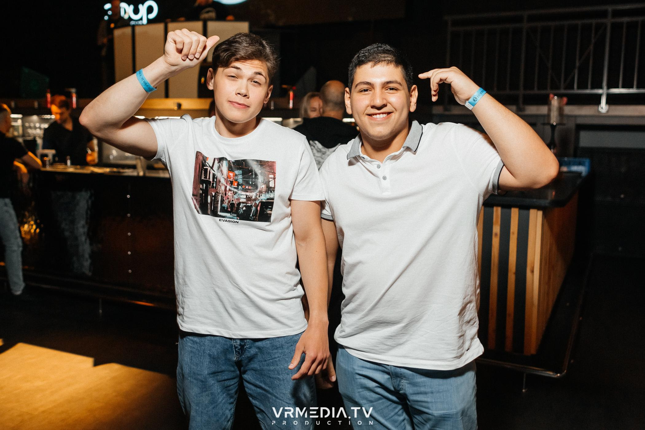 Выпускной школы диджеинга «Атмосфера»