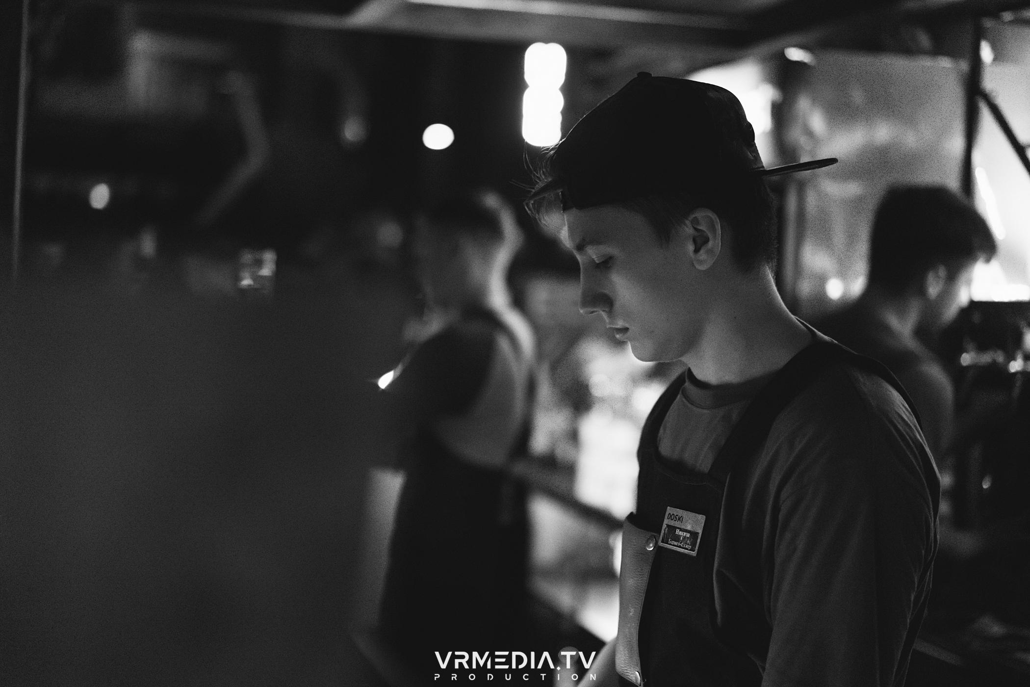 Выходные в баре «DOSKI»