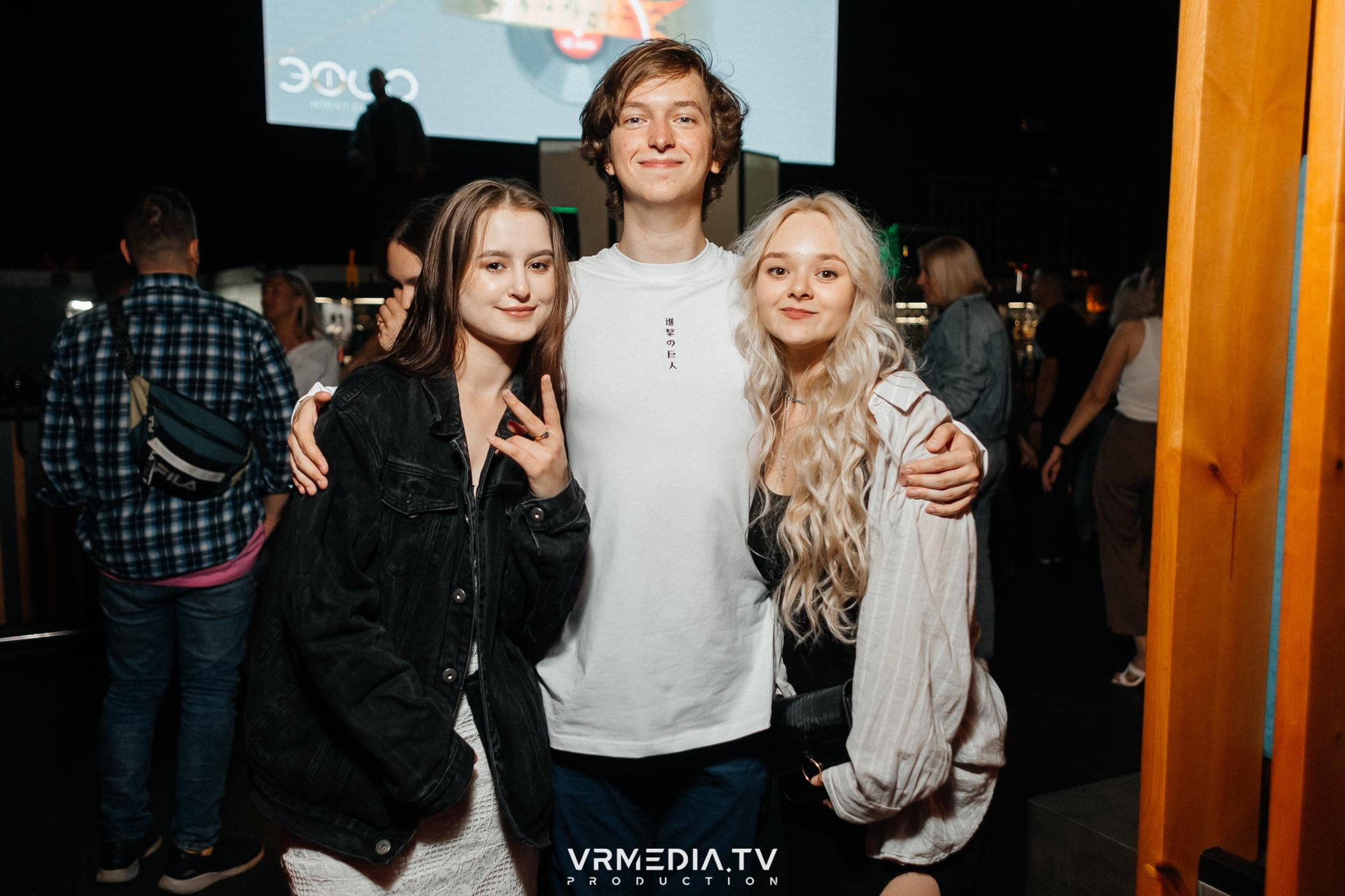 Выпускной школы диджеинга «Атмосфера»