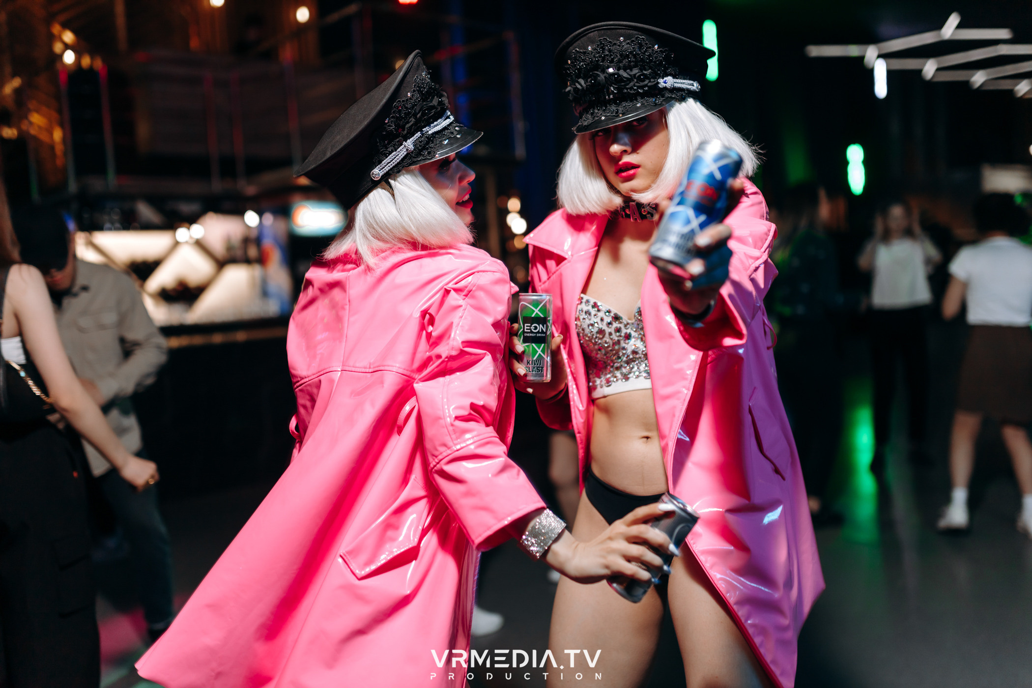 Выходные в баре «DOSKI»