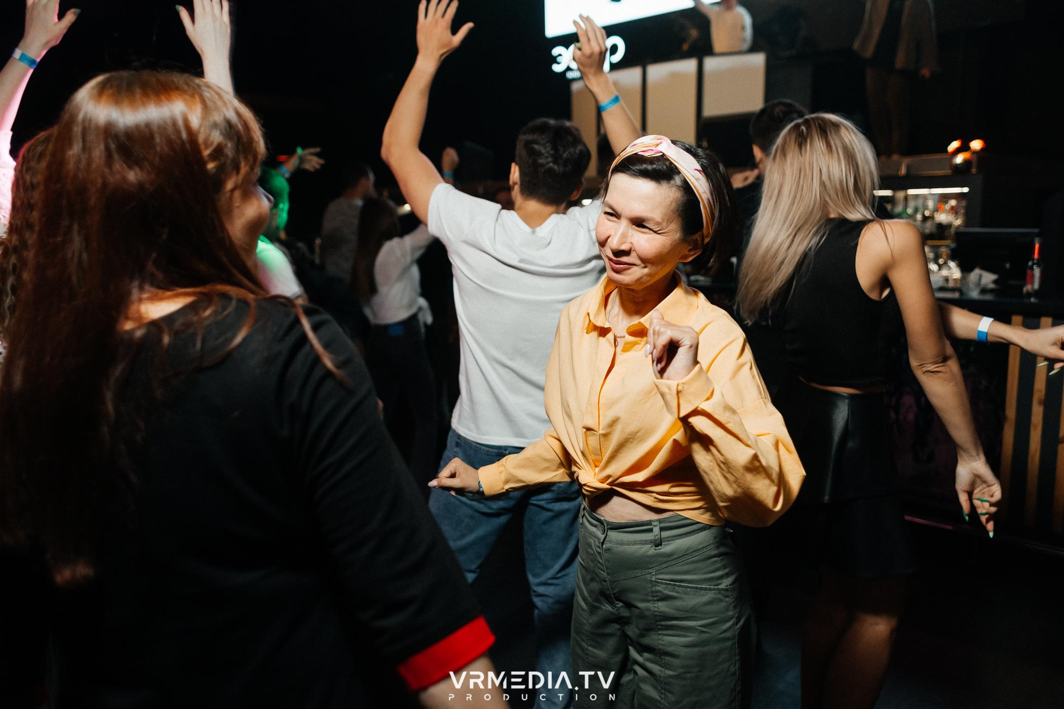 Выпускной школы диджеинга «Атмосфера»