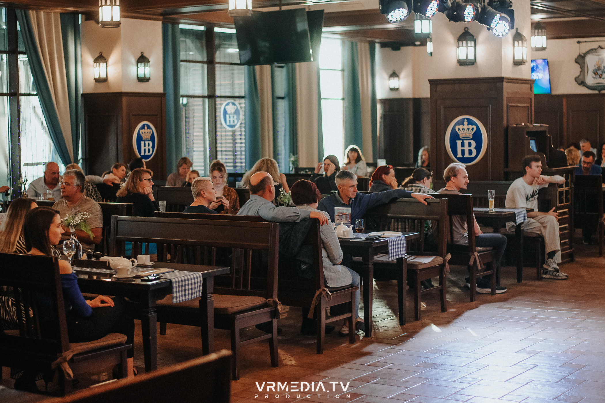 Джазовая среда: JAM SESSION