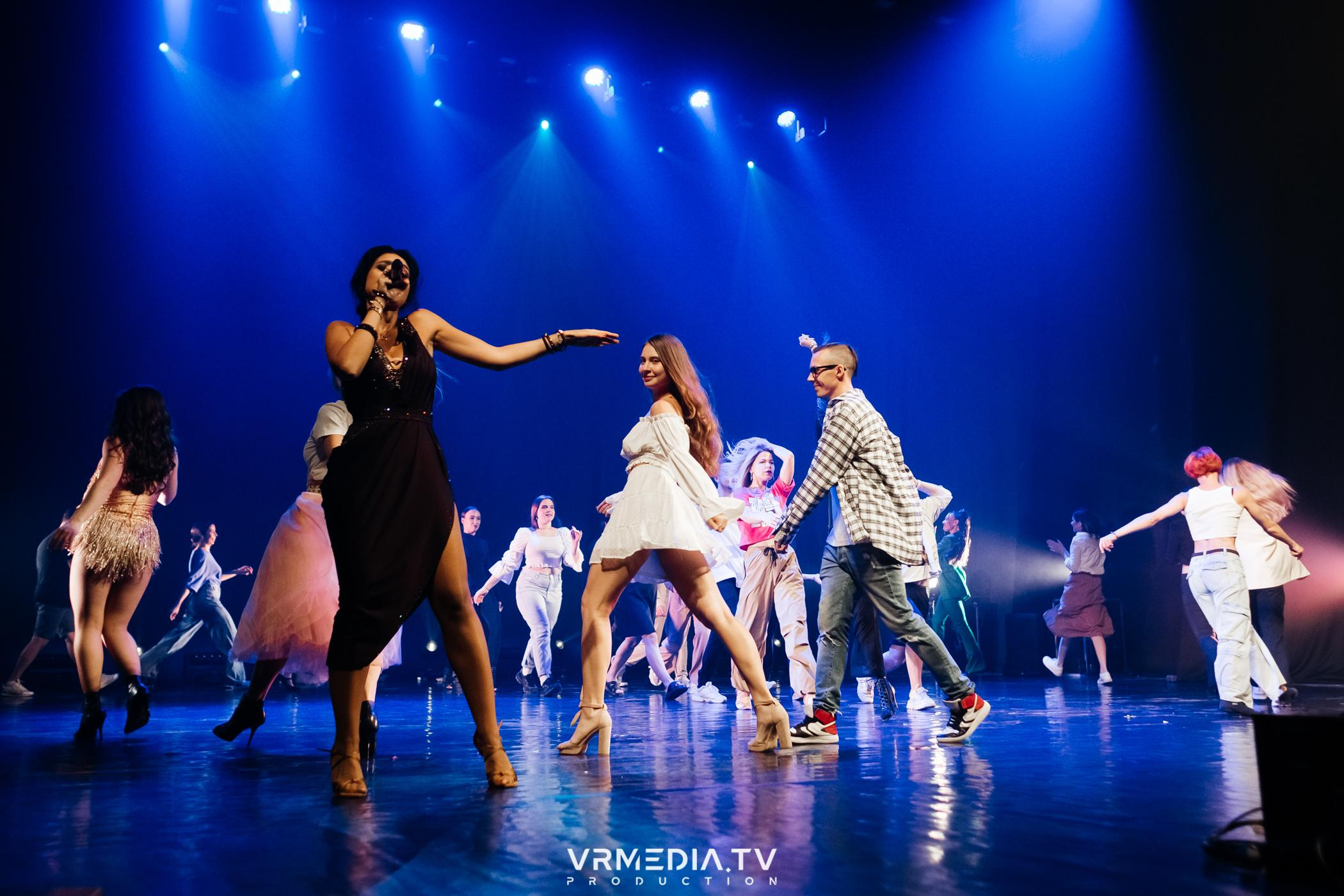 Пока все в доме