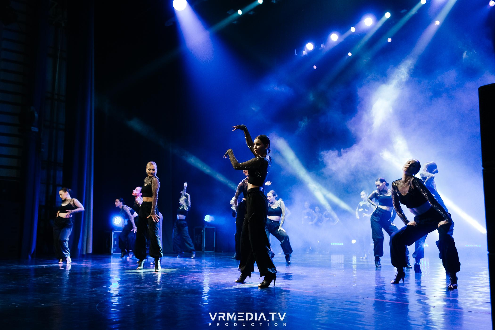 Пока все в доме