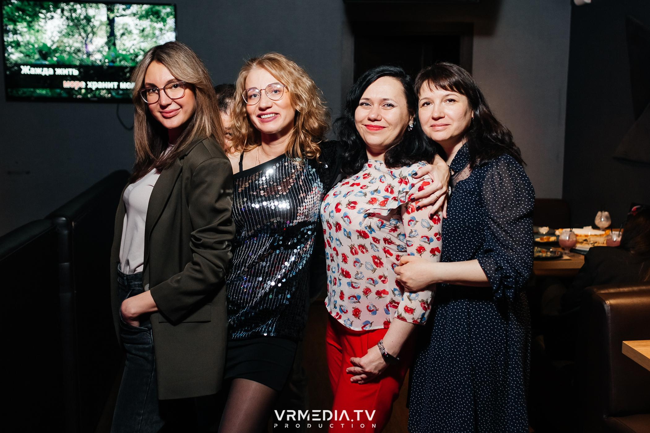 Выходные в баре «DOSKI»