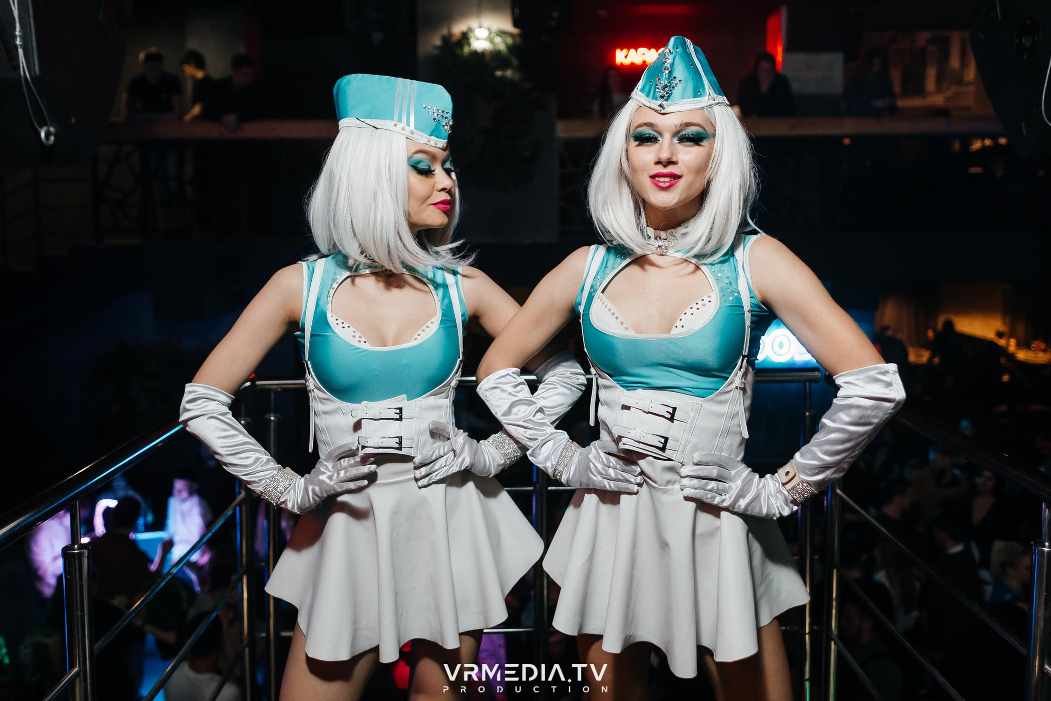 Выходные в баре «DOSKI»