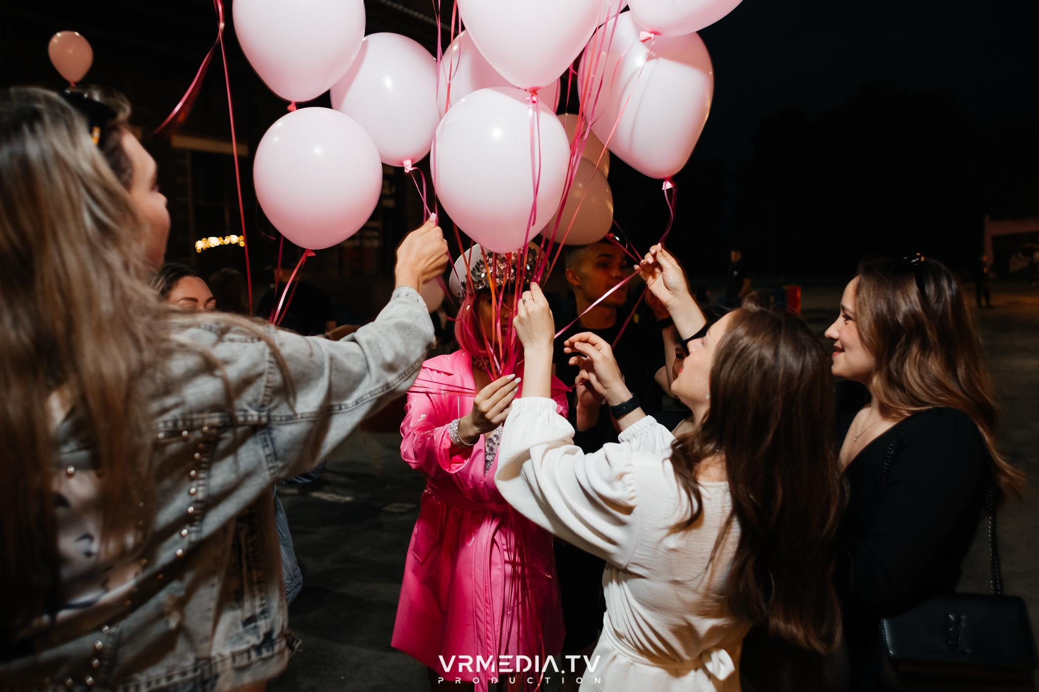 Открытие летнего сезона 2023 в культурном пространстве «Редакция»