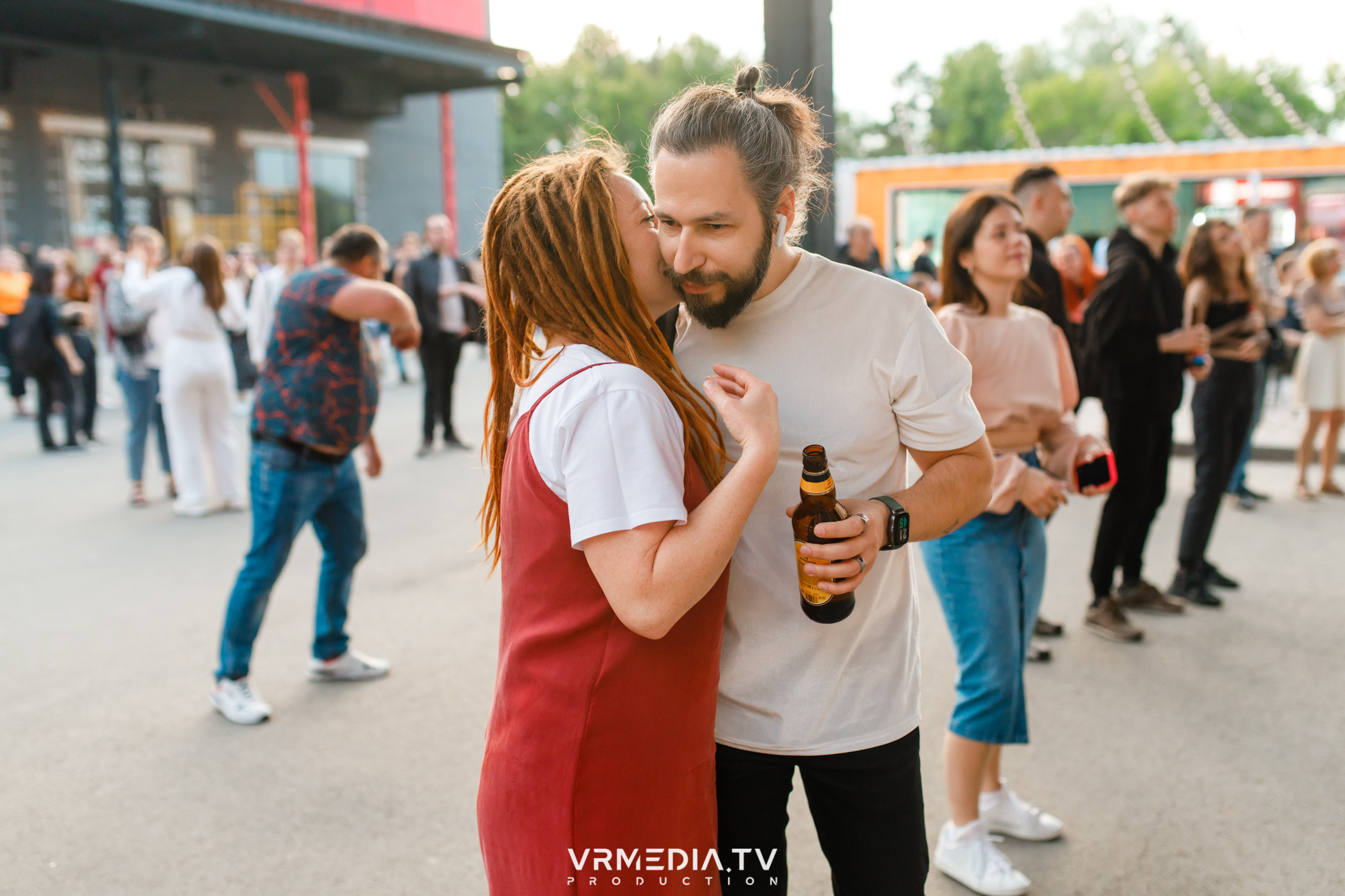 XVIII открытый городской рок-фестиваль «Над землёй» в культурном прост