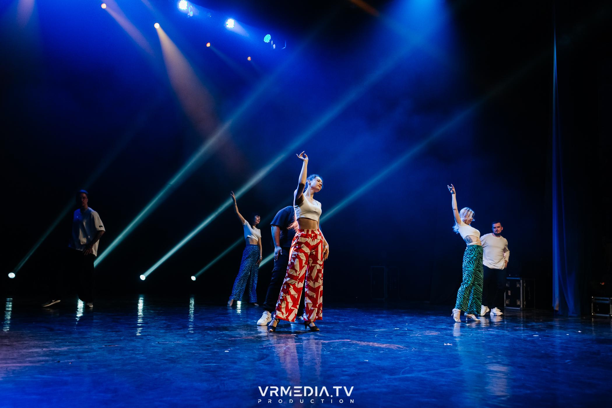 Пока все в доме