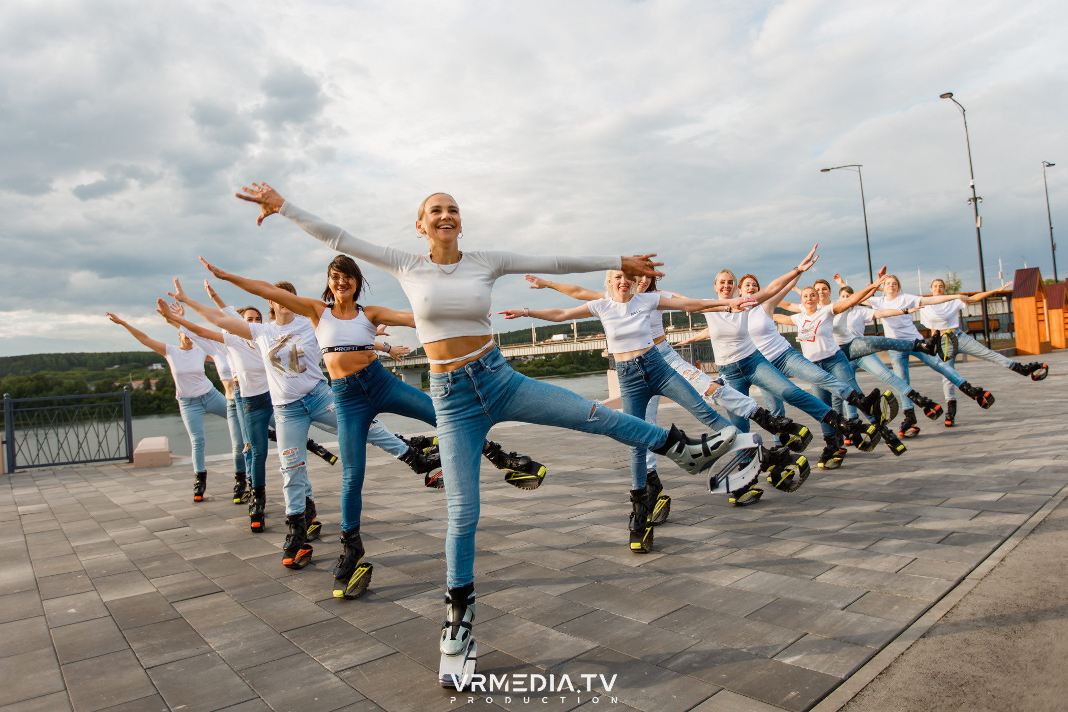 Открытая тренировка «Kangoo jumps»