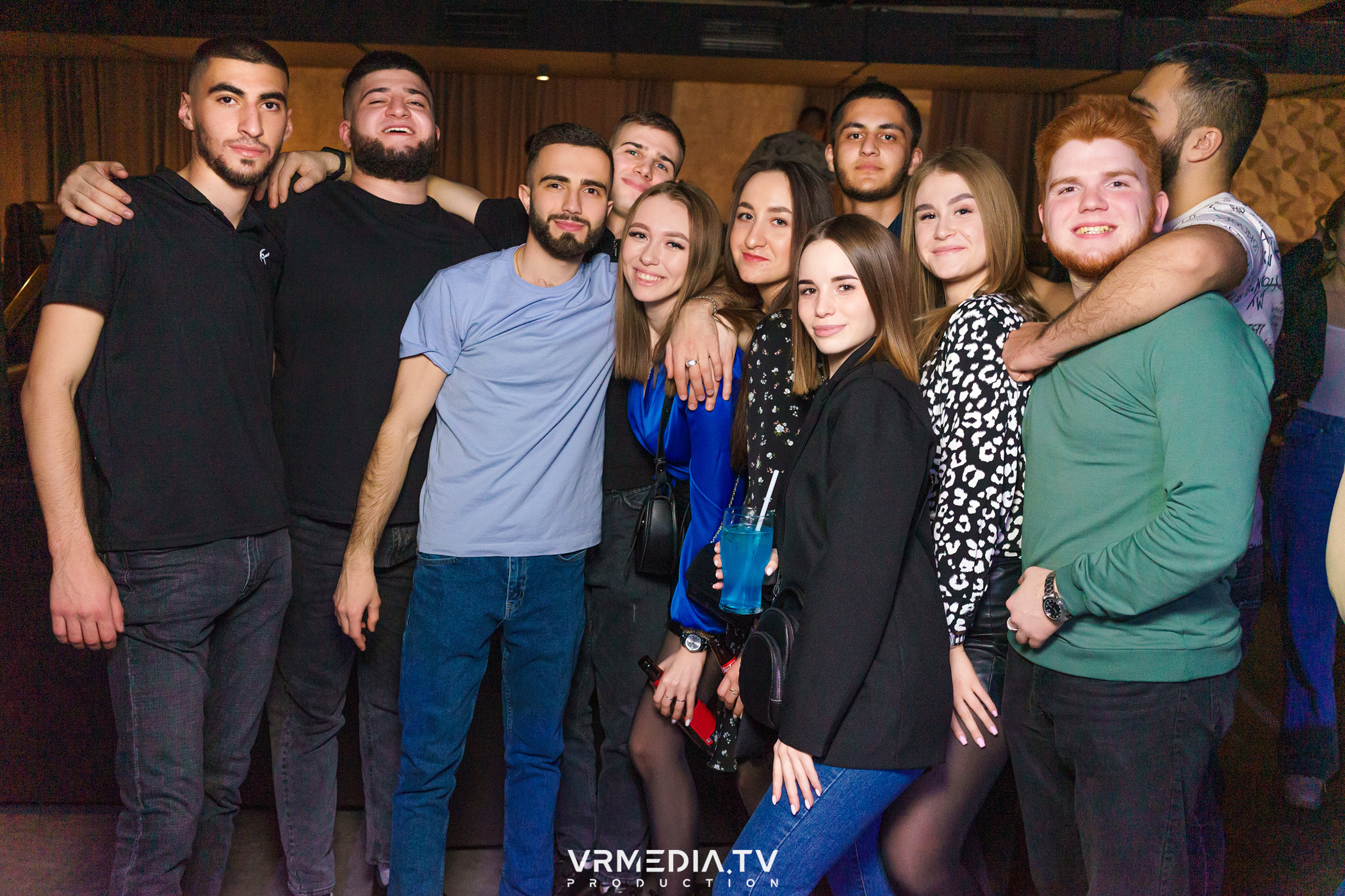 Выходные в баре «DOSKI»