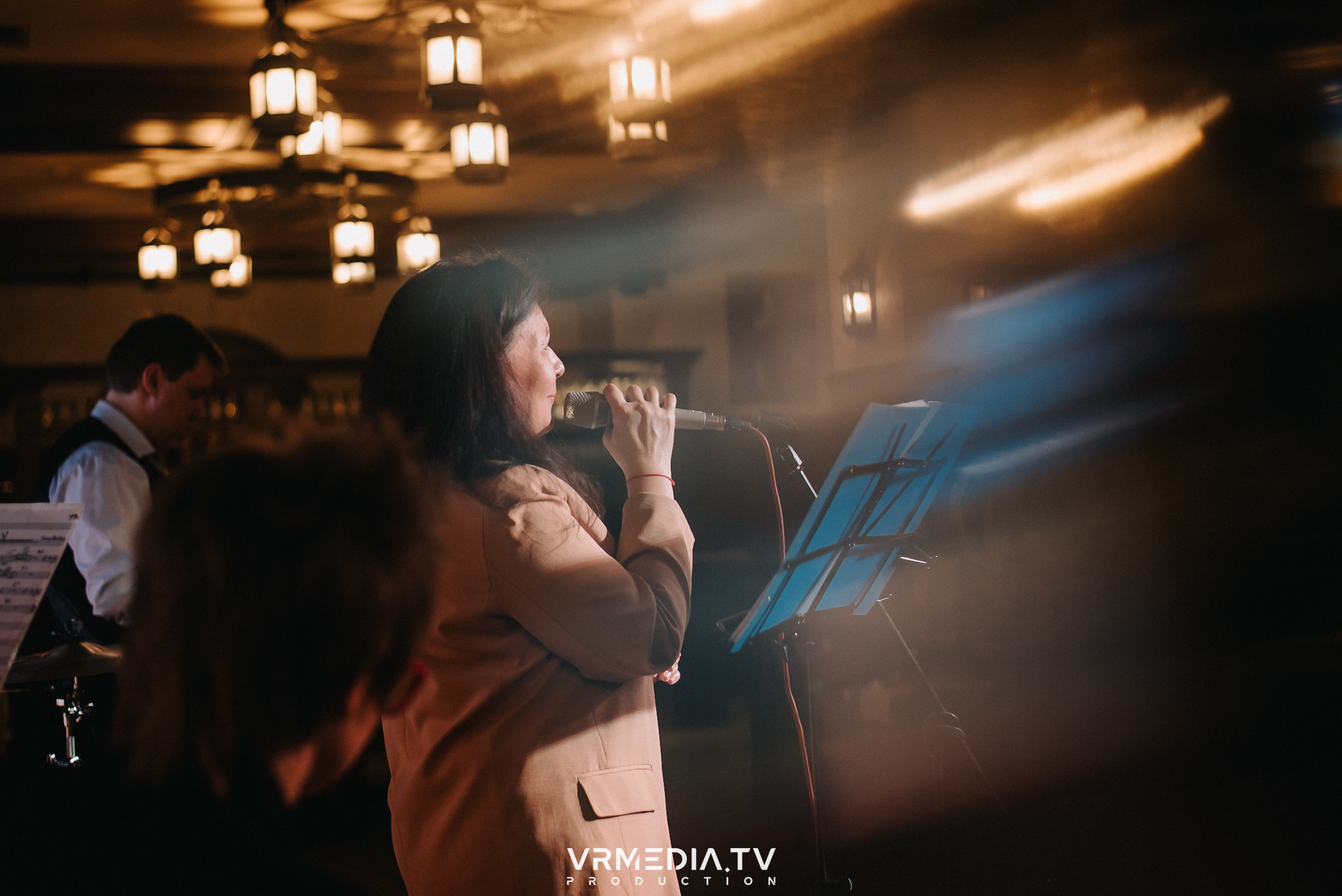 Джазовая среда: Лариса Вансию