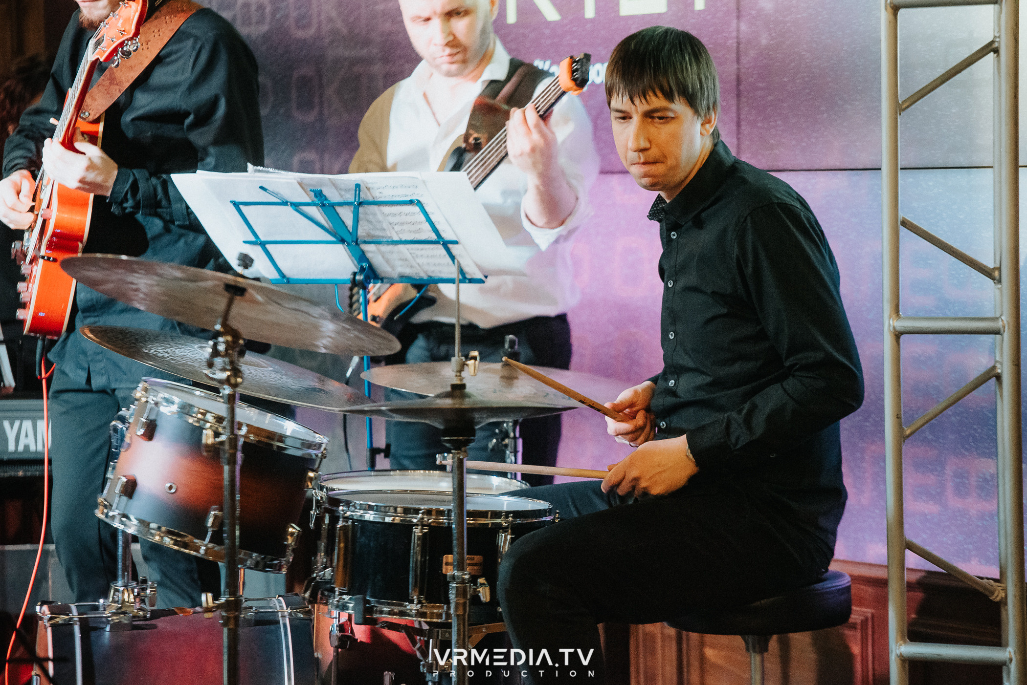 Джазовая среда: Алеф Октет