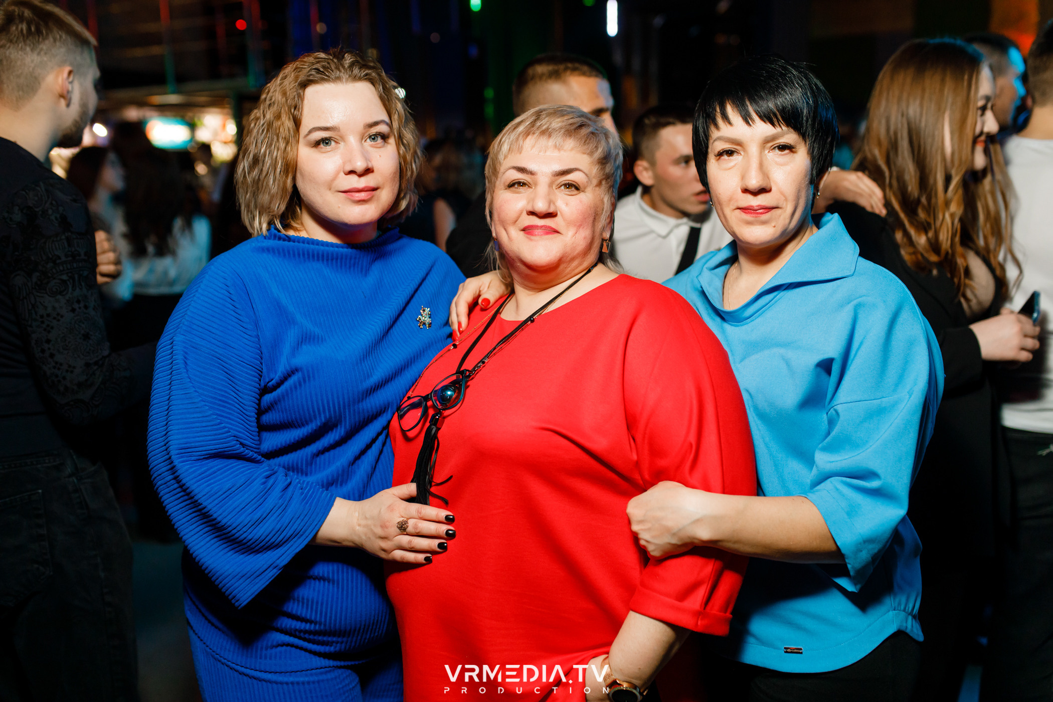 Выходные в баре «DOSKI»