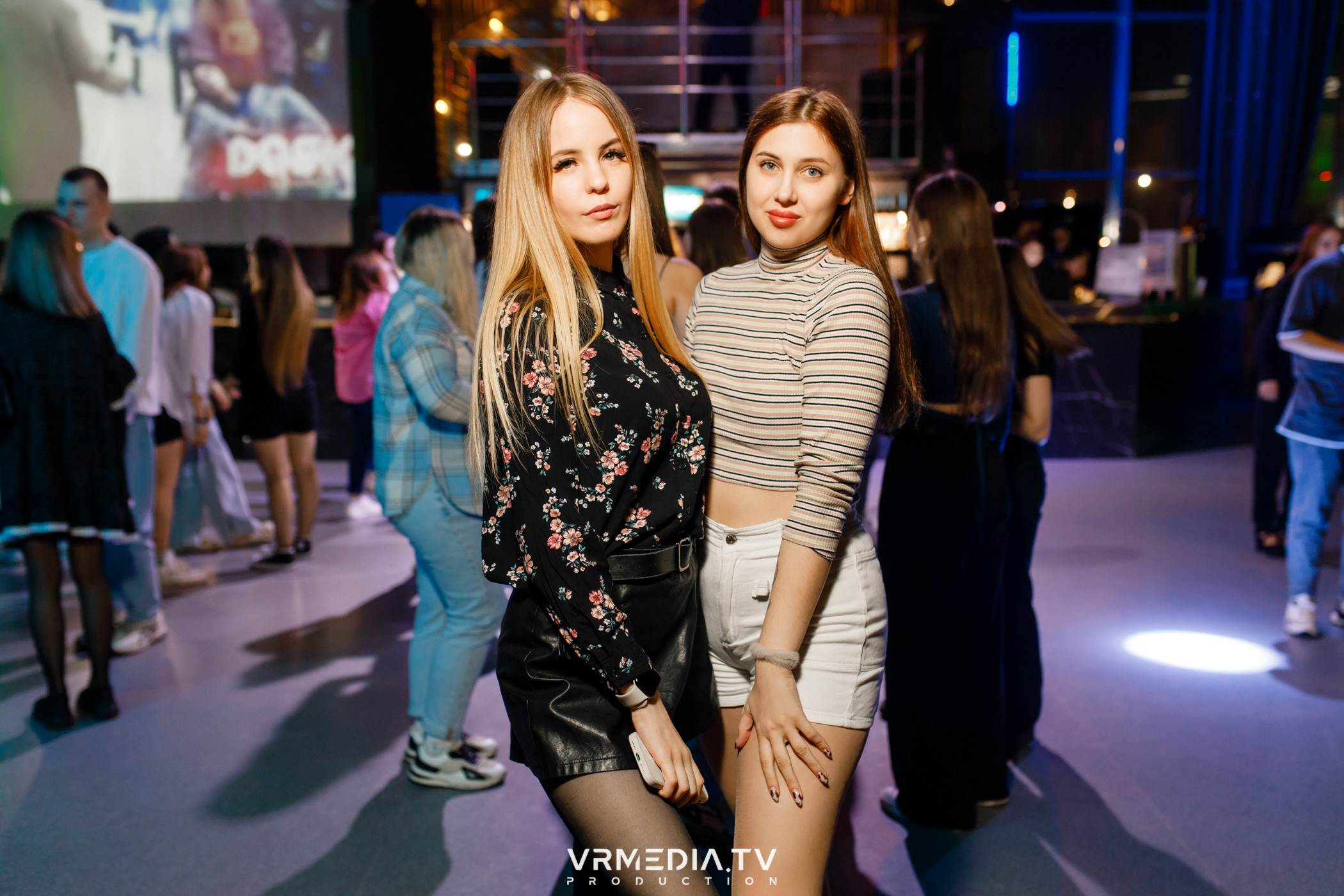 Выходные в баре «DOSKI»