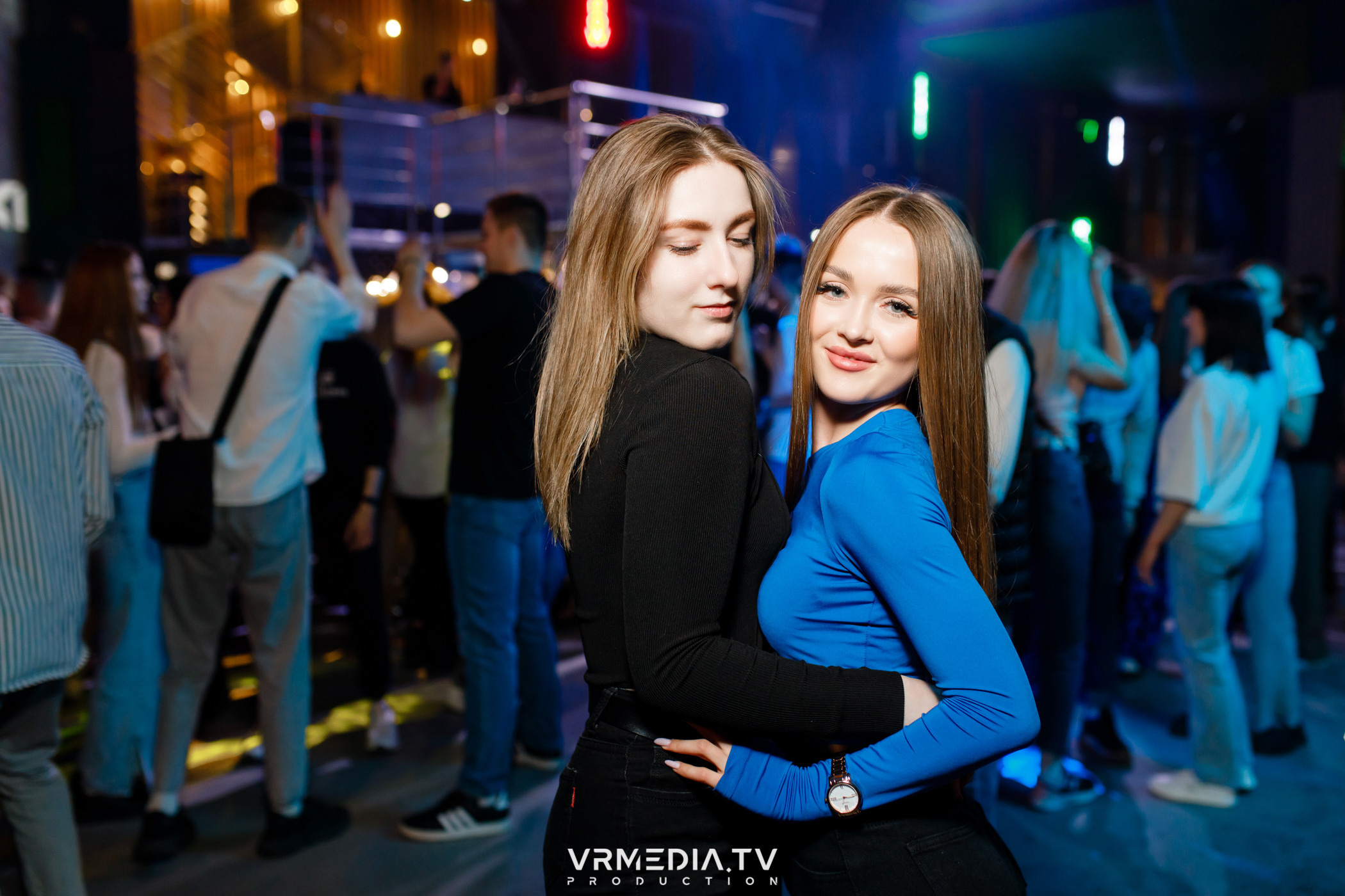 Выходные в баре «DOSKI»