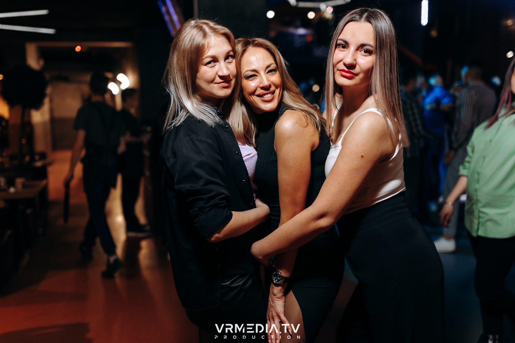 Выходные в баре «DOSKI»