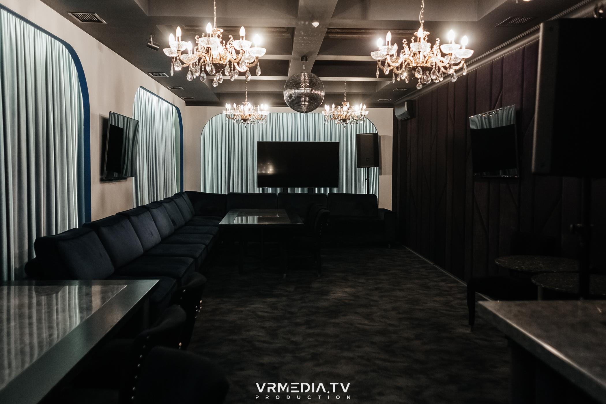 «Summer: ON» в караоке-баре «Volna»