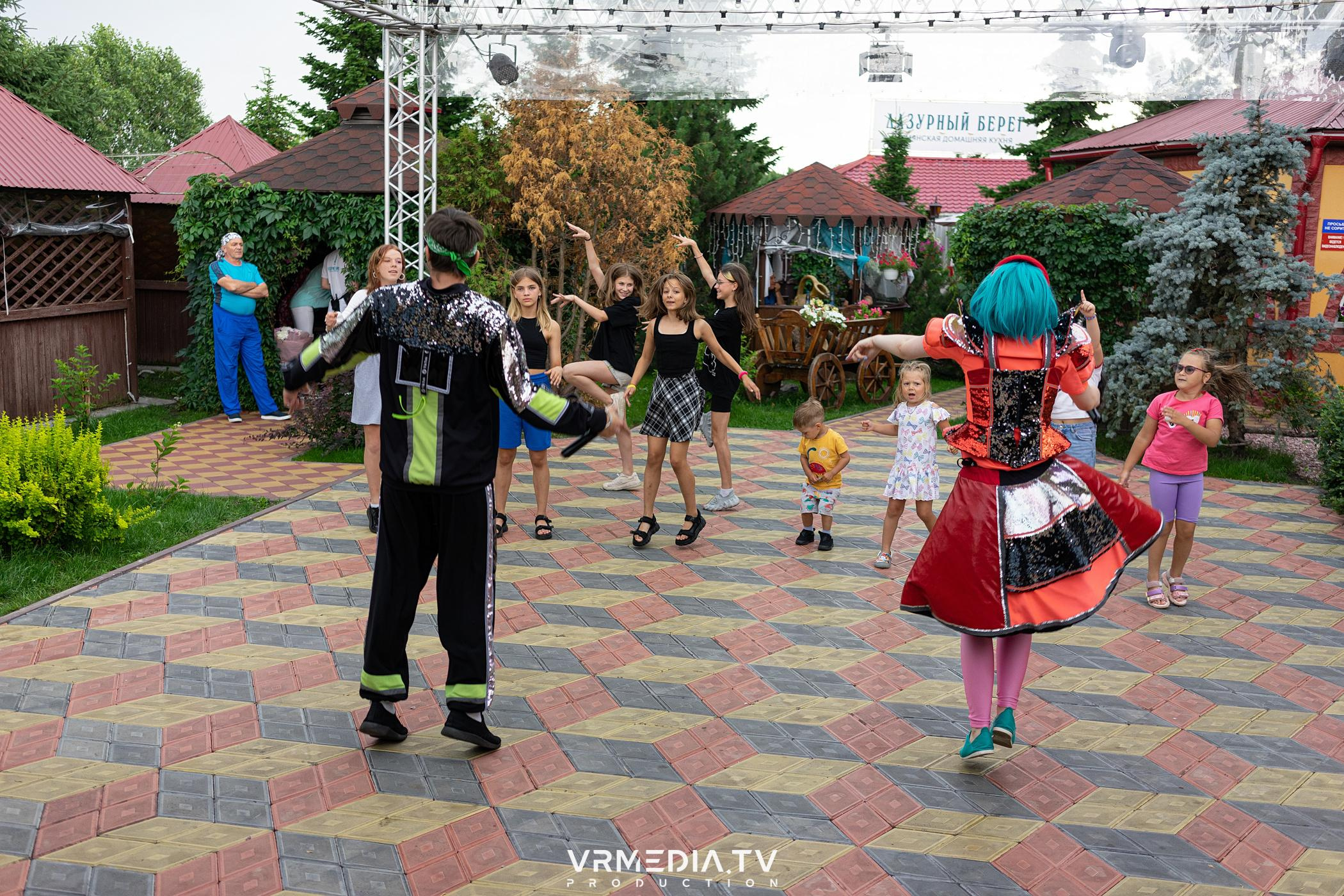 Детская вечеринка в ресторане «Лазурный Берег»