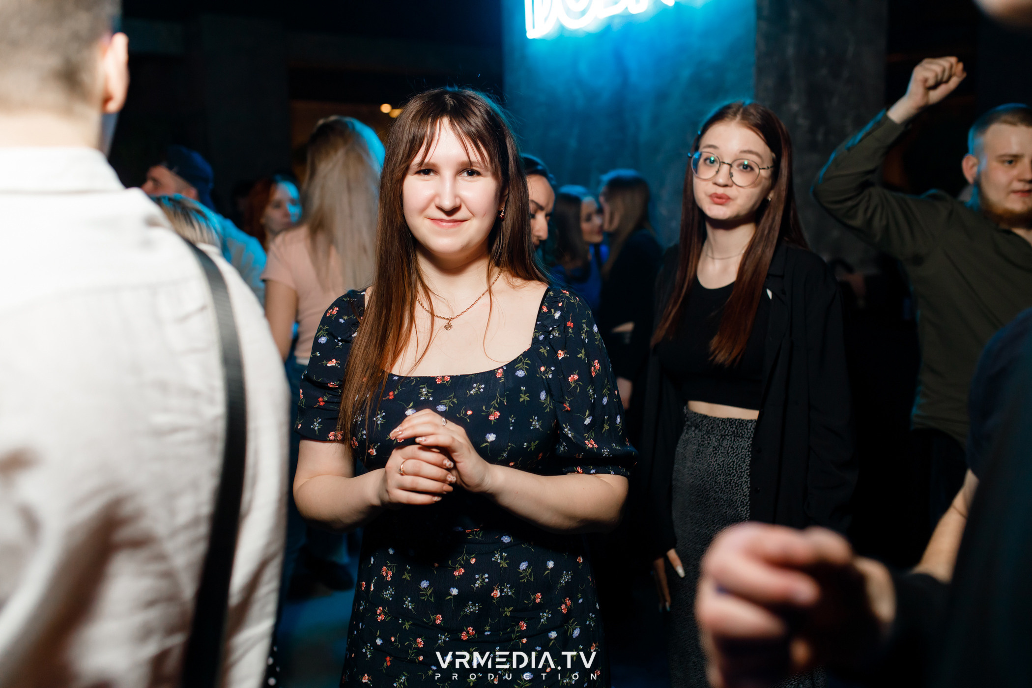 Выходные в баре «DOSKI»